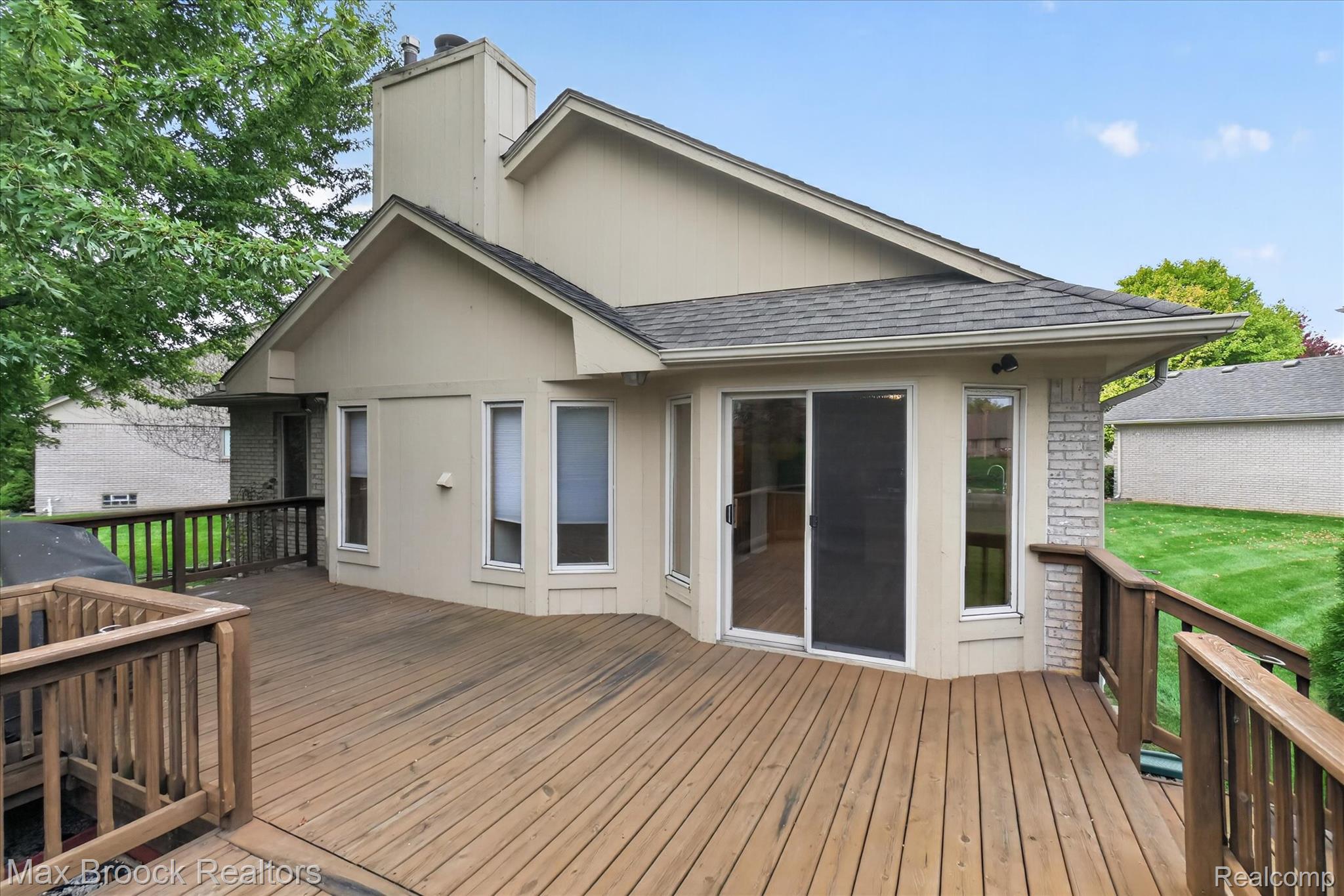17892 Pointe Ct Property Photo 52
