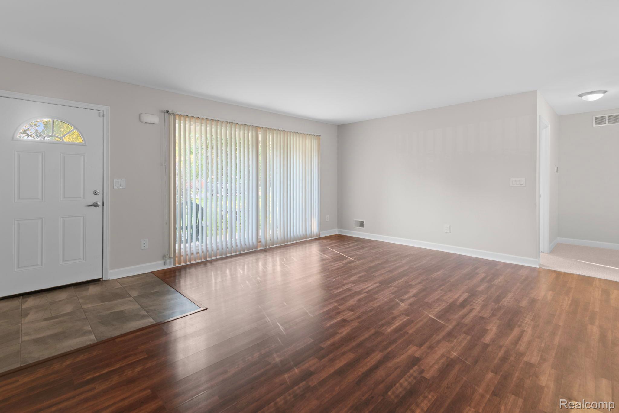 2502 Ivanhoe Dr Property Photo 7