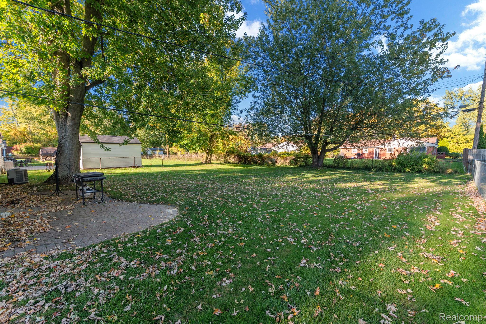2502 Ivanhoe Dr Property Photo 30