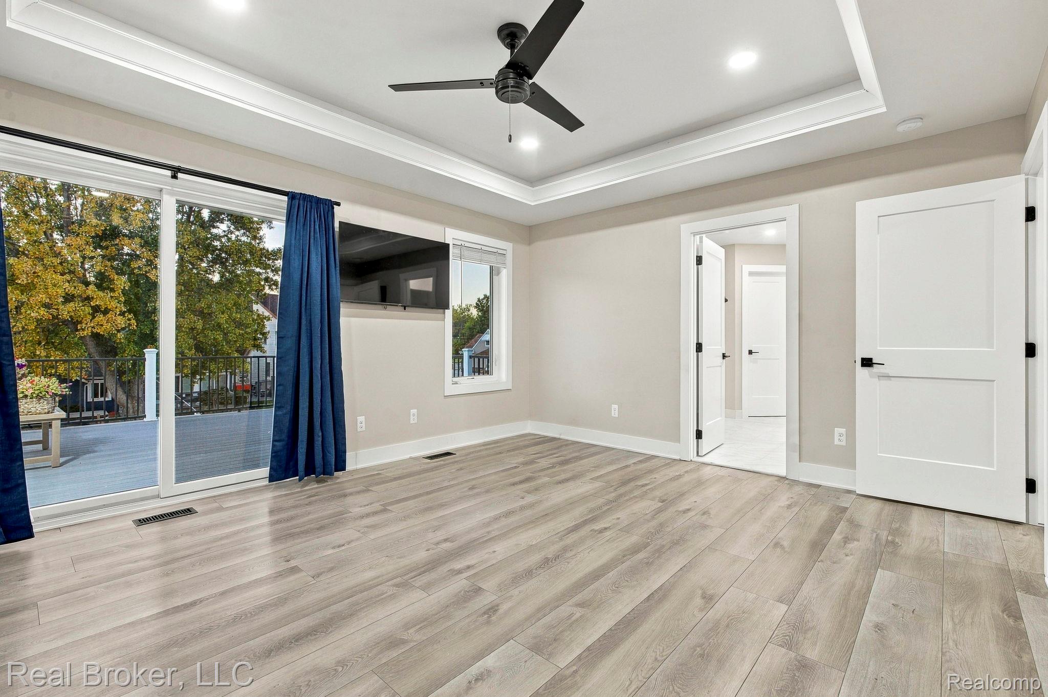 46059 Edgewater Dr Property Photo 23