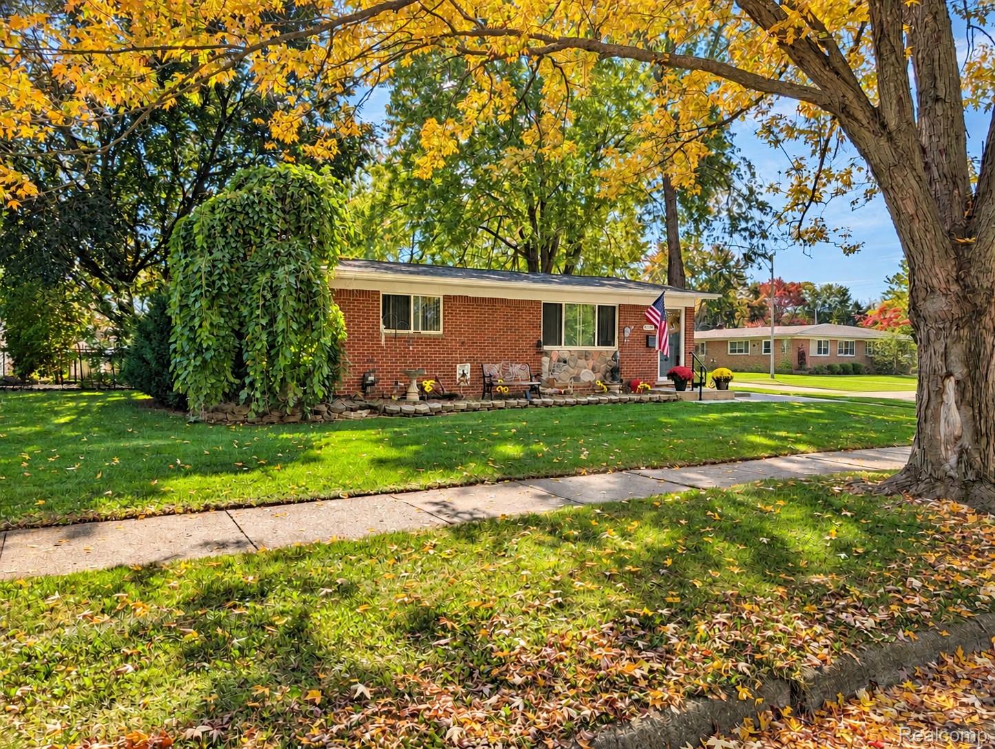 20412 Luna St Property Photo 4