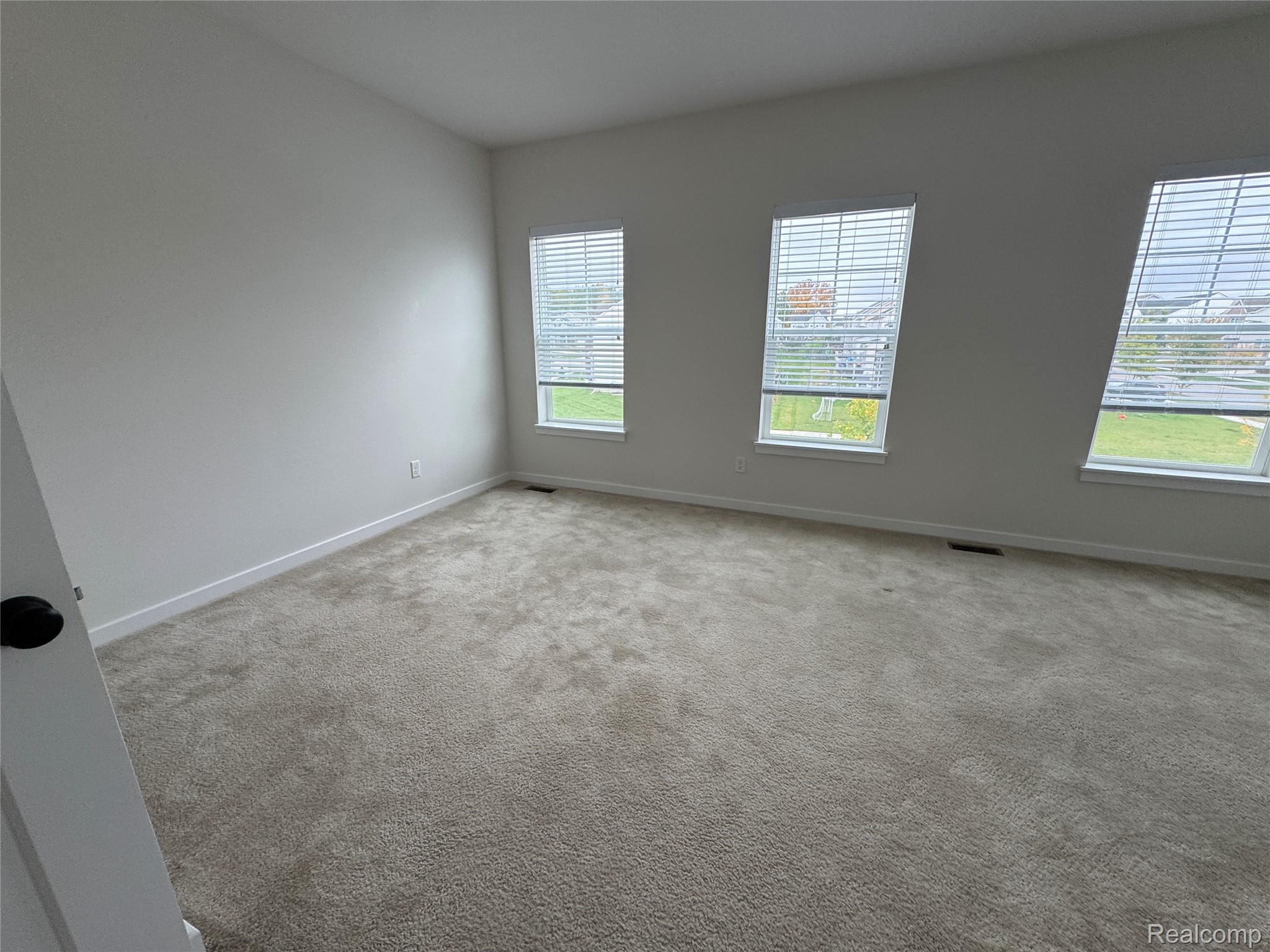 6280 N Trailwoods Dr Property Photo 9