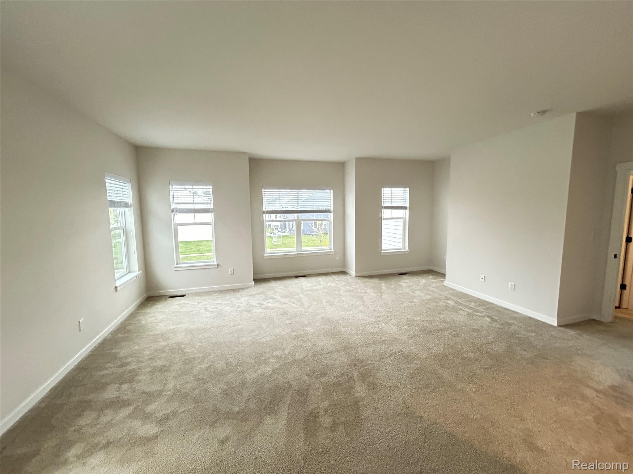 6280 N Trailwoods Dr Property Photo 15