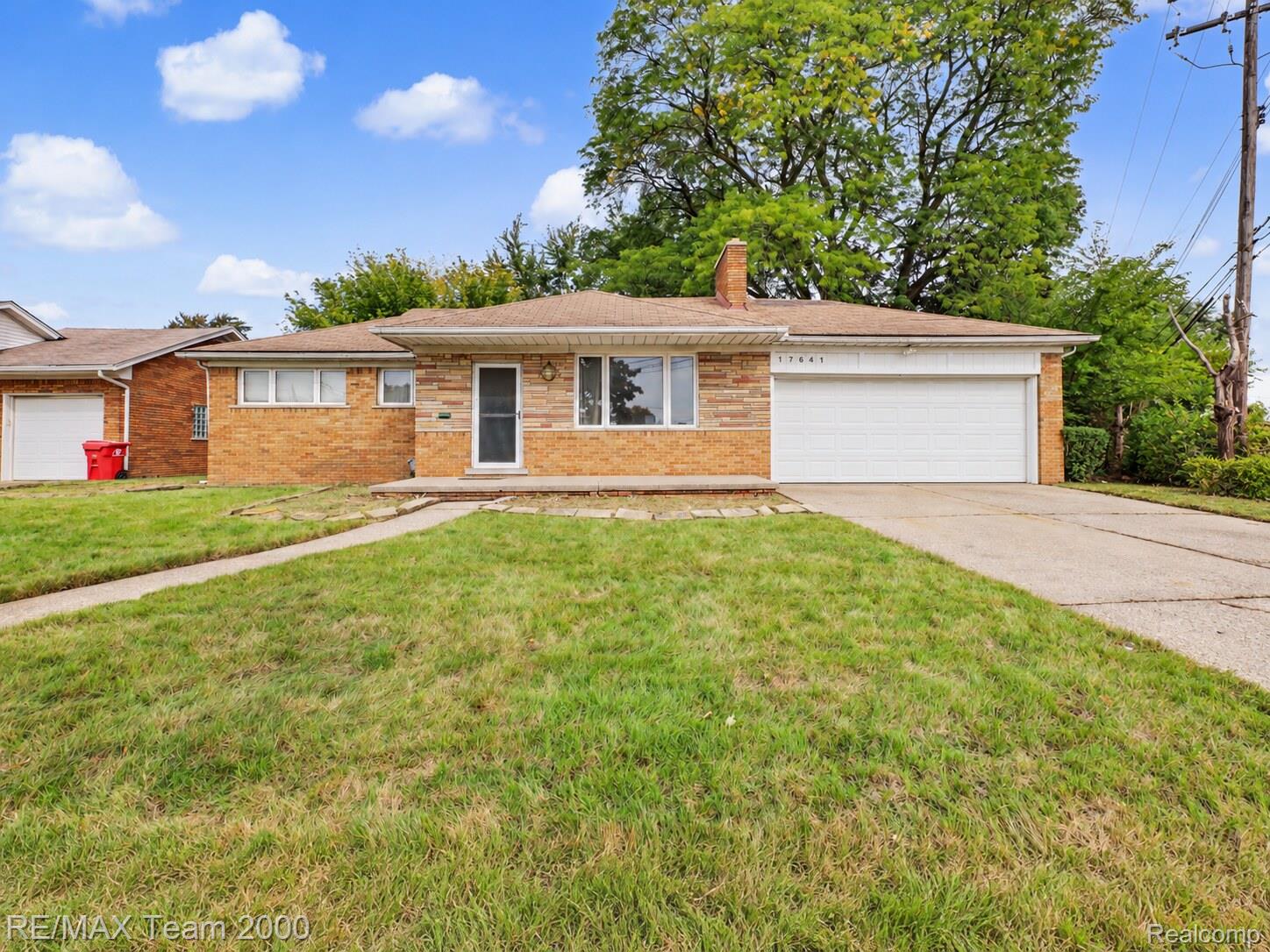 17641 Ego Ave Property Photo 1