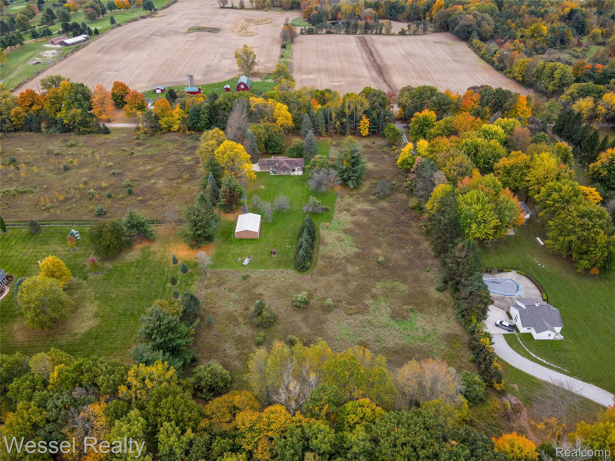 2675 Mckail Rd Property Photo 32