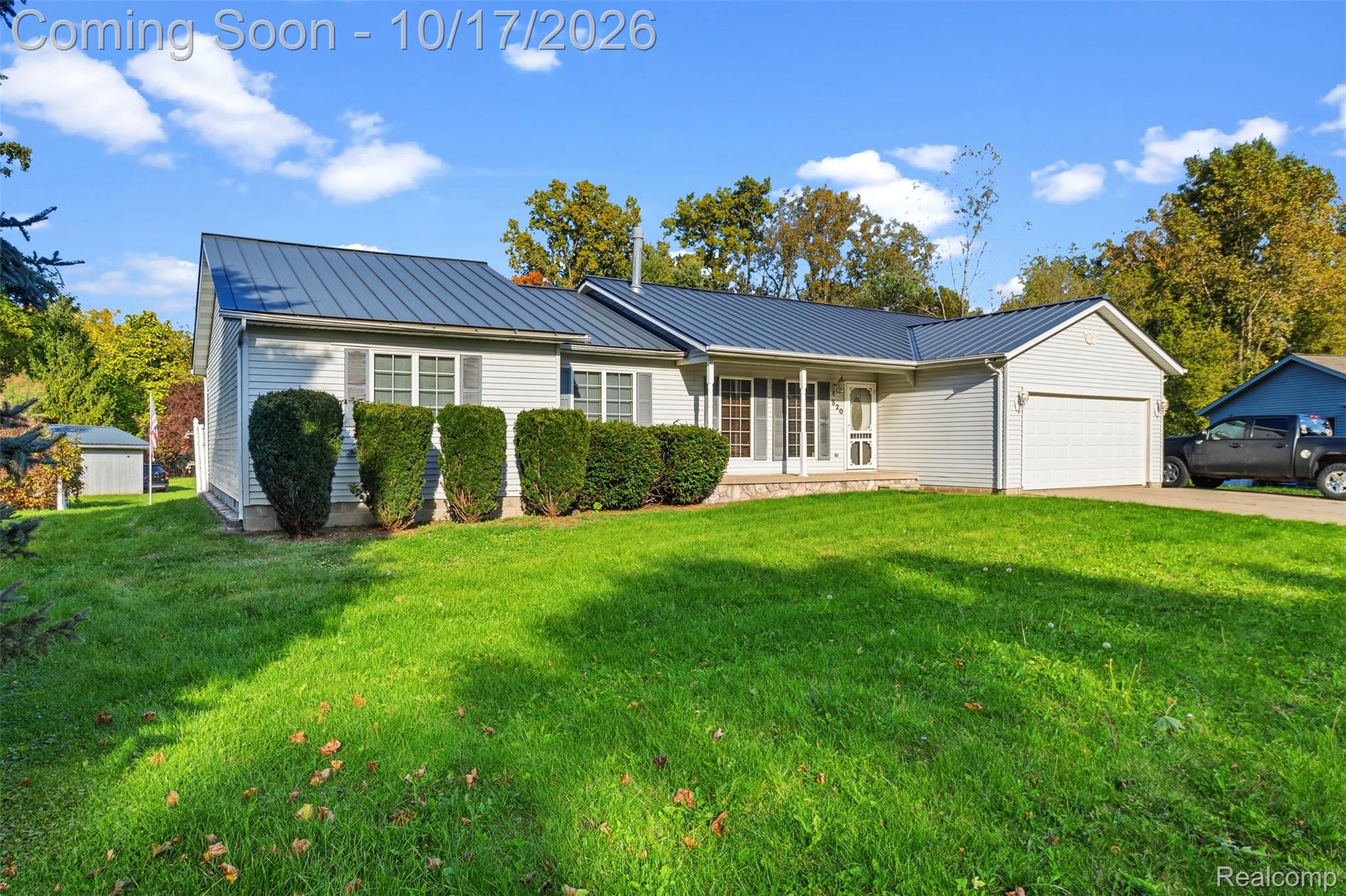 520 Jonathon Dr Property Photo 2