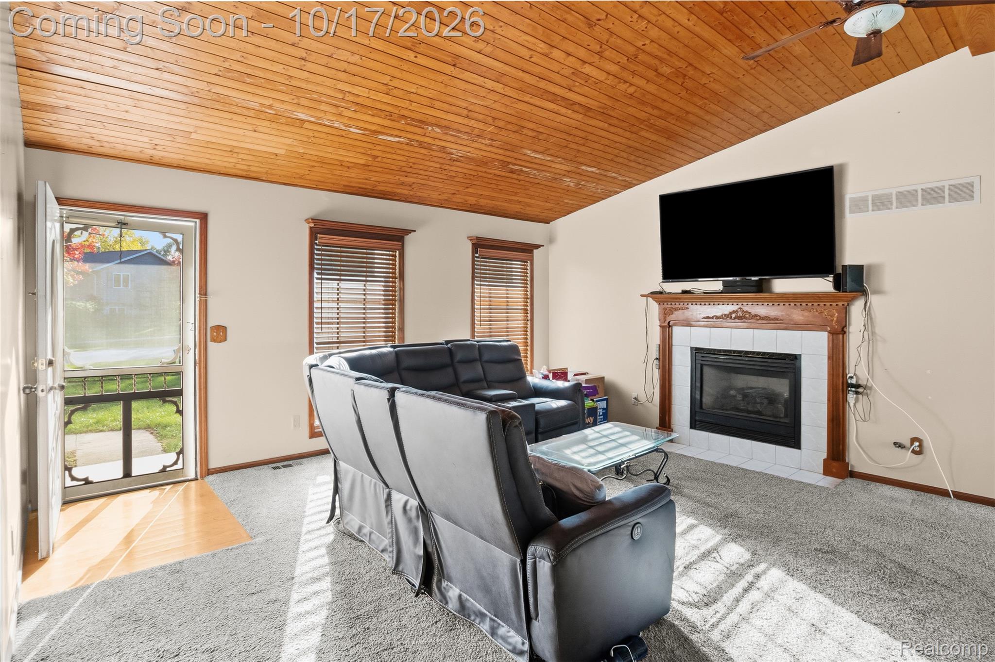 520 Jonathon Dr Property Photo 4