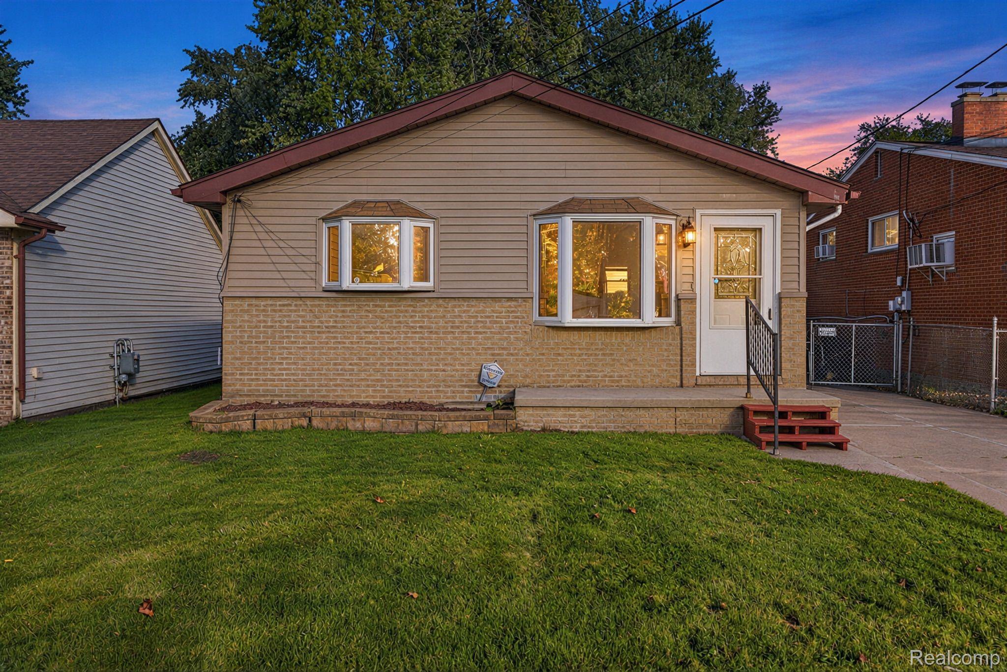11864 Camden St Property Photo 1