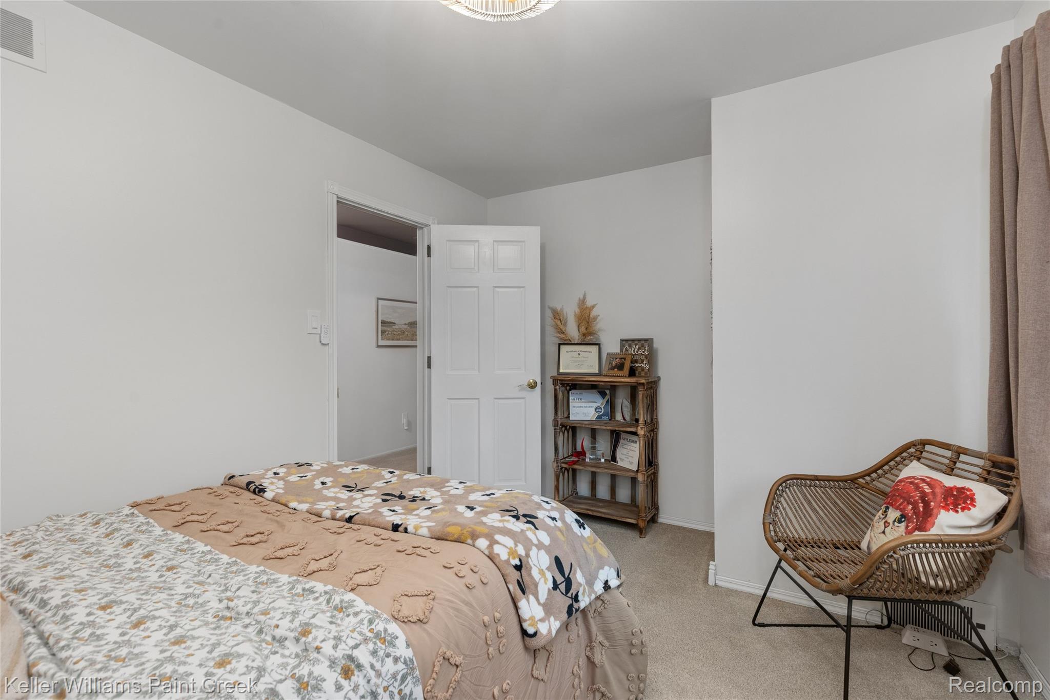 21140 Harrington St Property Photo 37