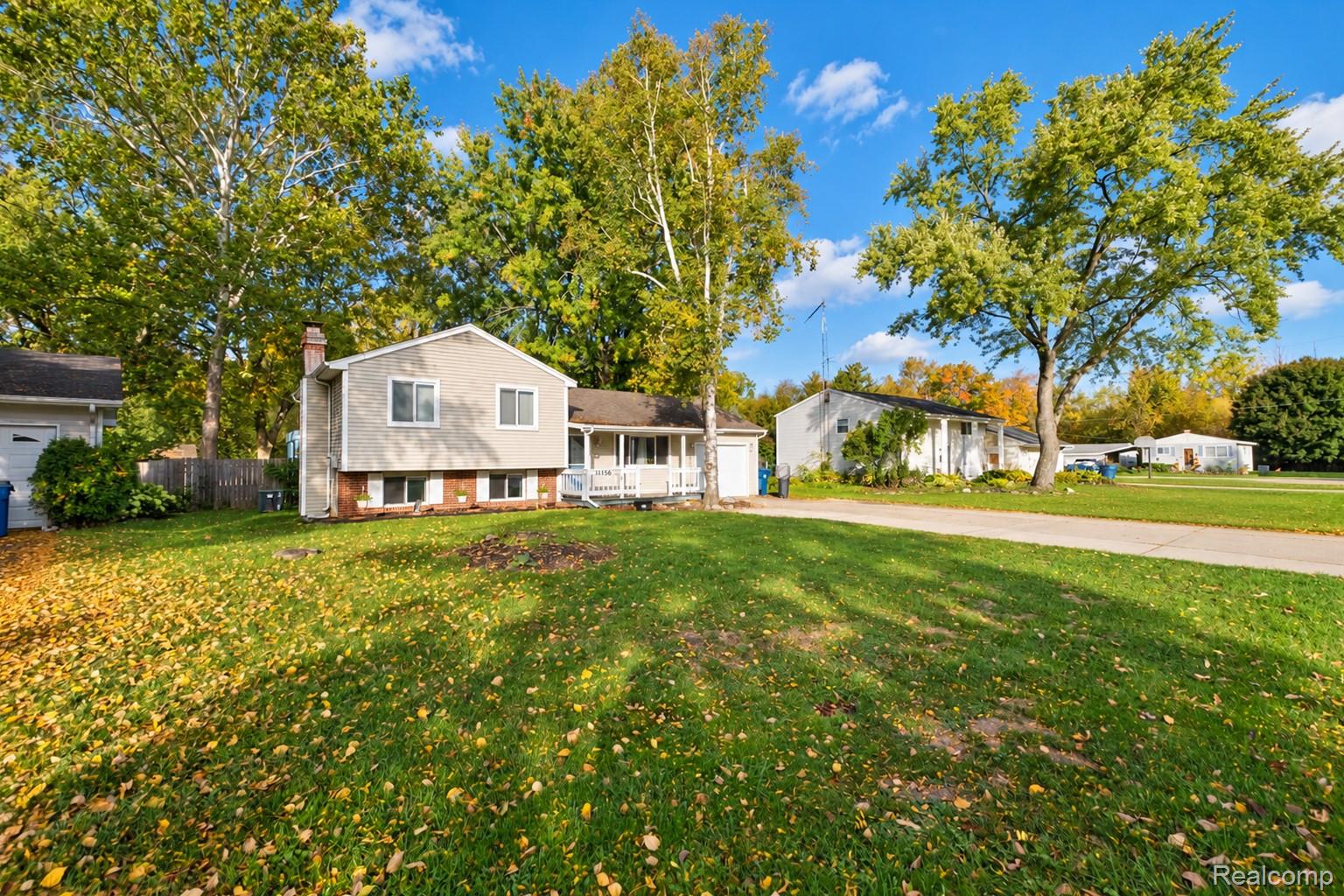 11156 Fuller St Property Photo 3
