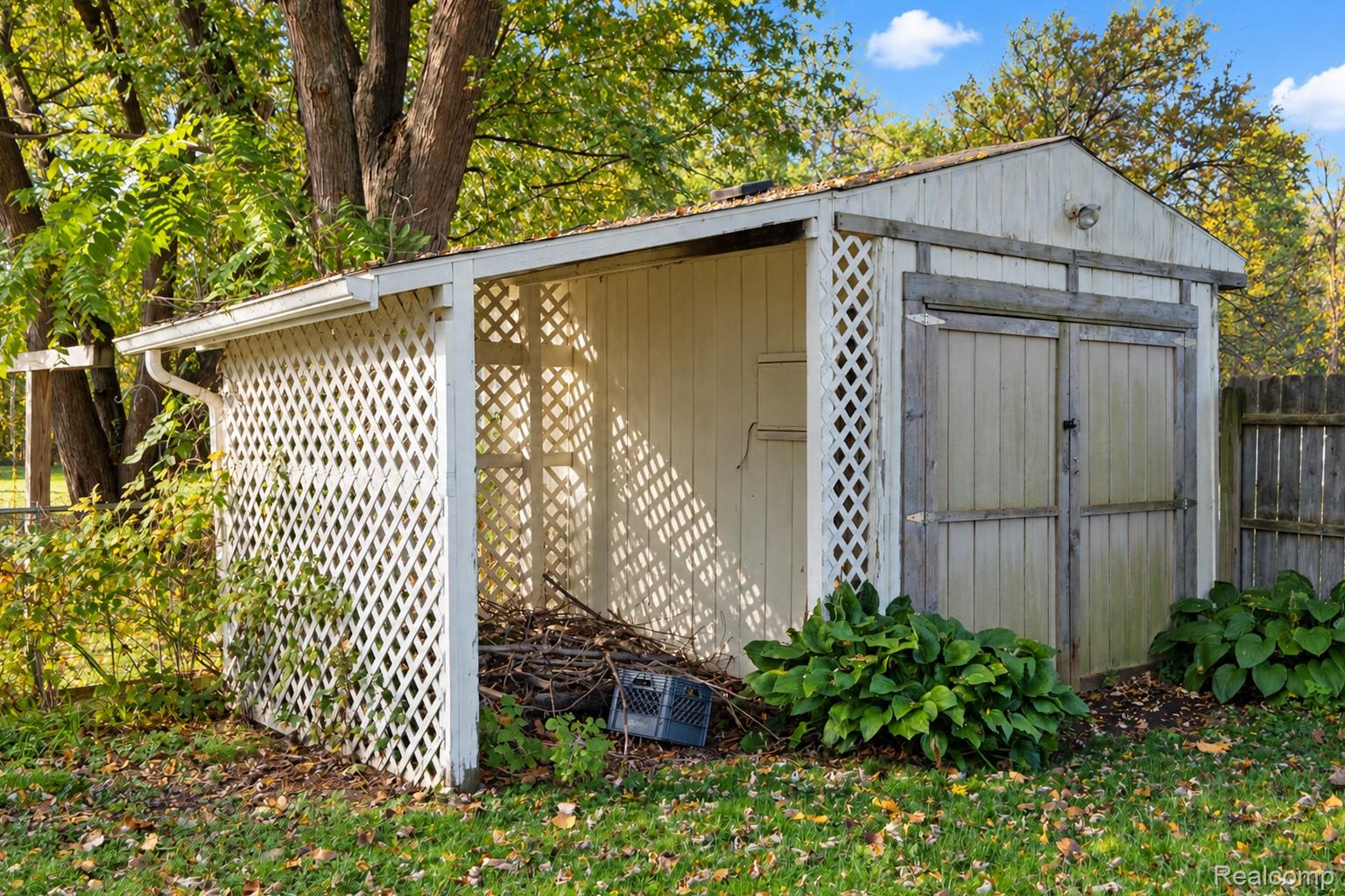 11156 Fuller St Property Photo 7