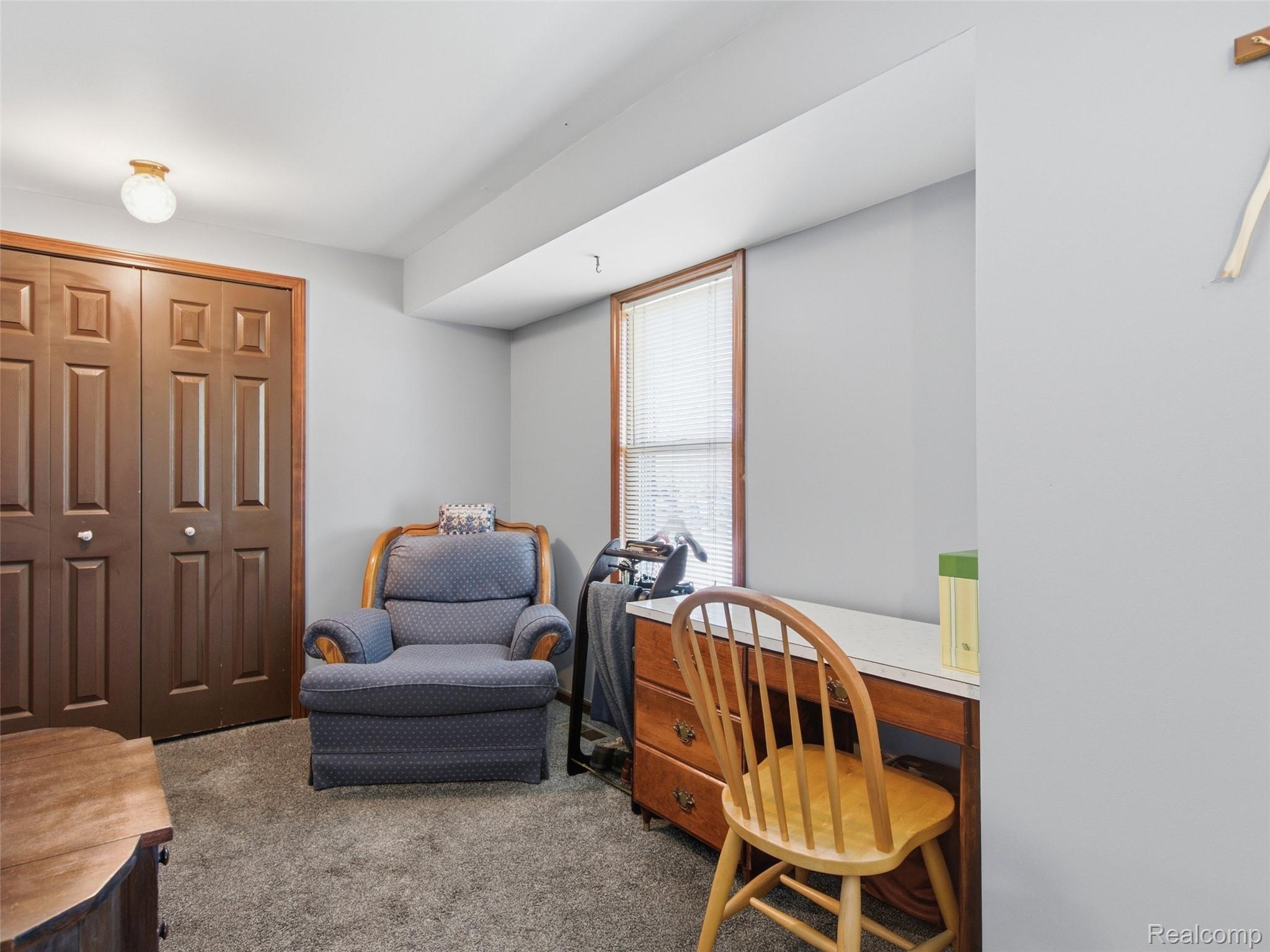 22747 Shadowglen Dr Property Photo 19