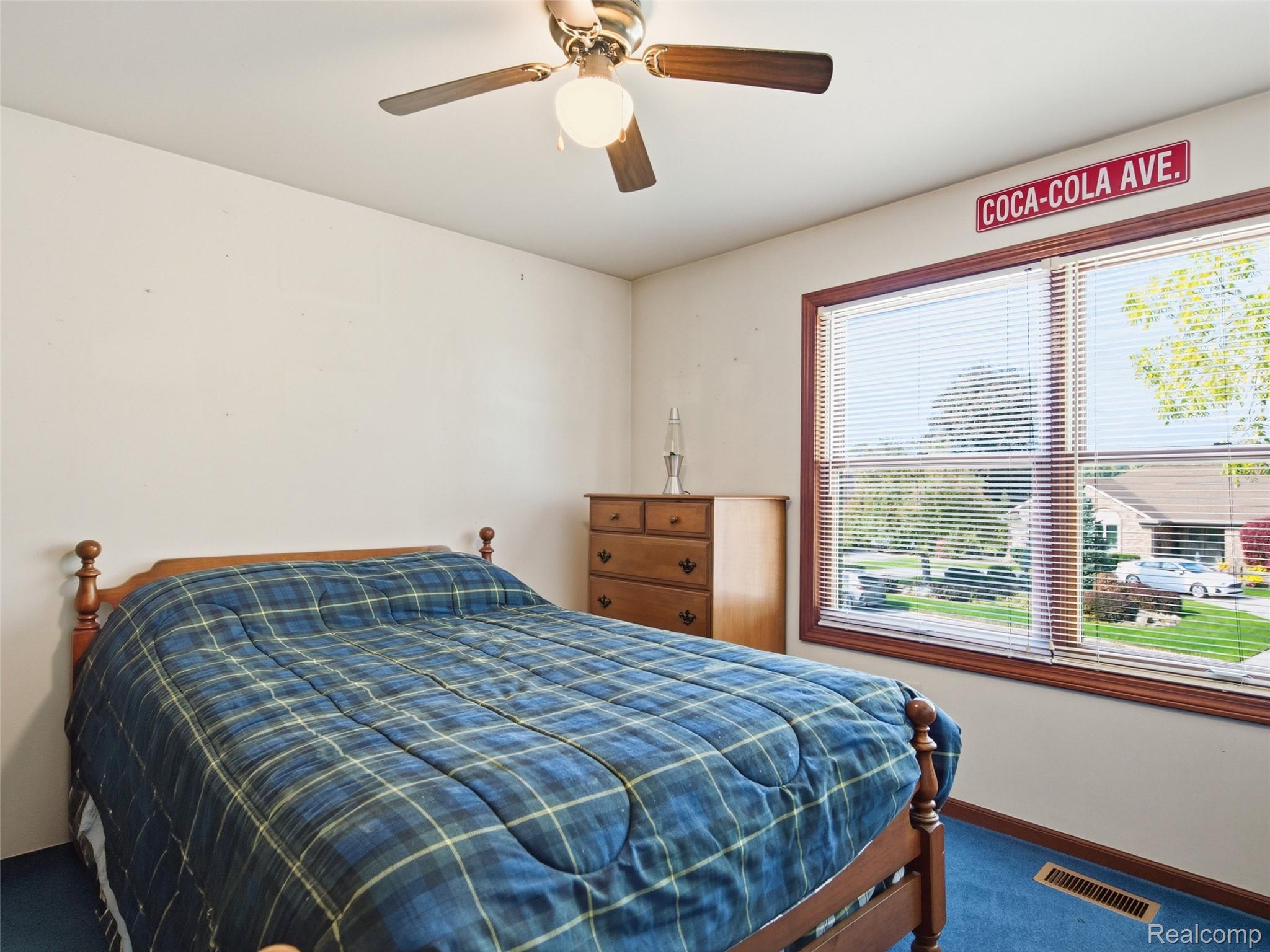 22747 Shadowglen Dr Property Photo 29