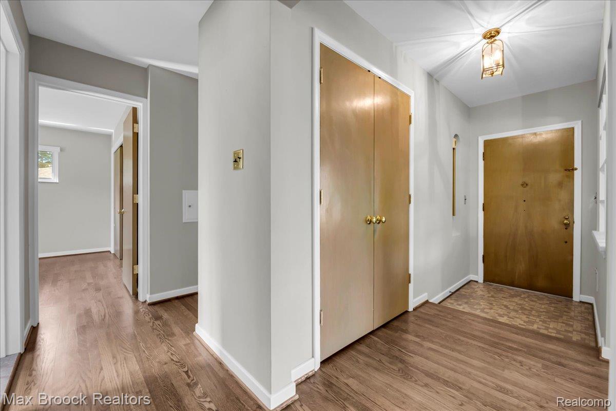 17825 Kinross Ave Property Photo 18