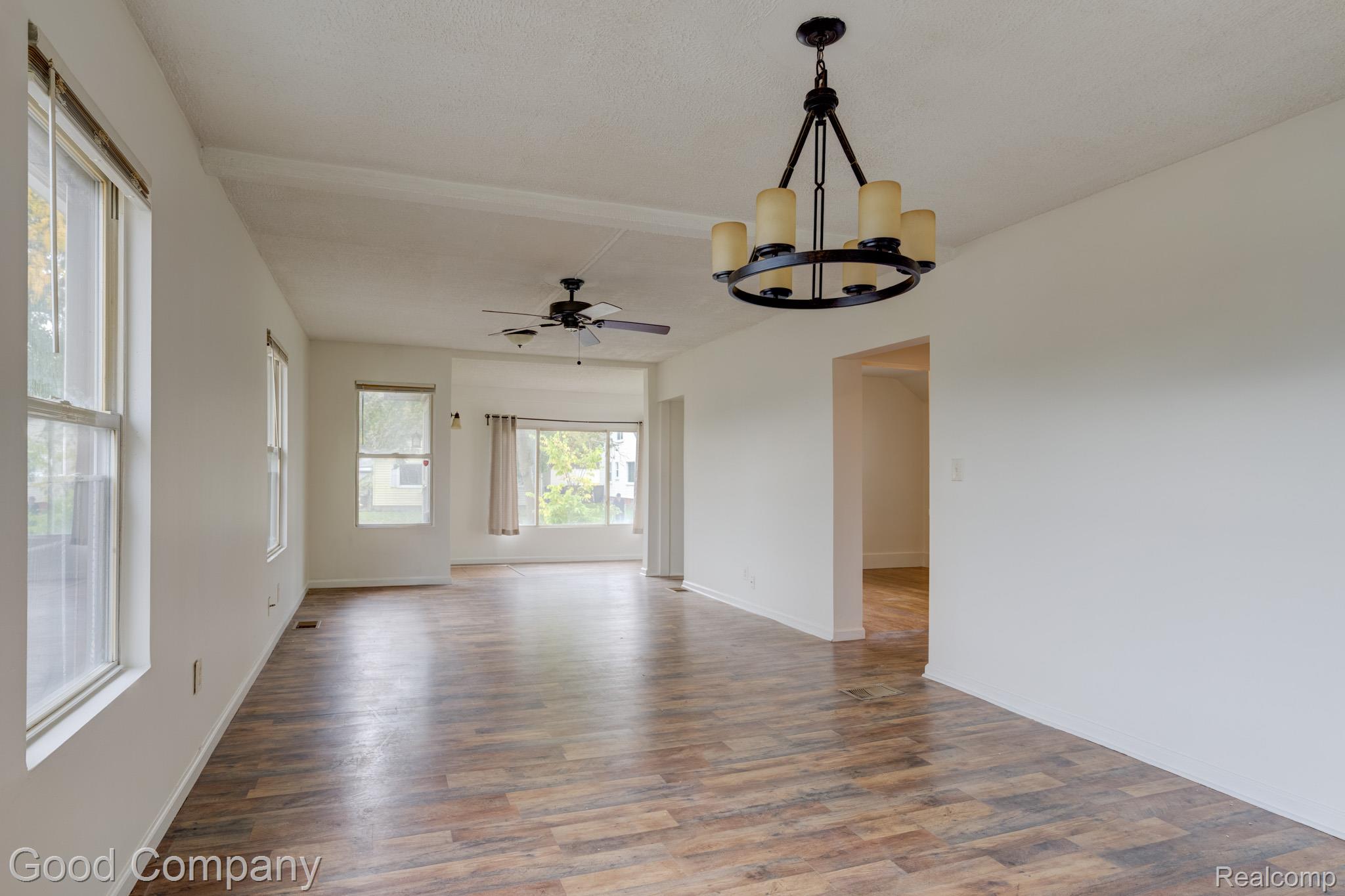 256 W Goulson Ave Property Photo 5