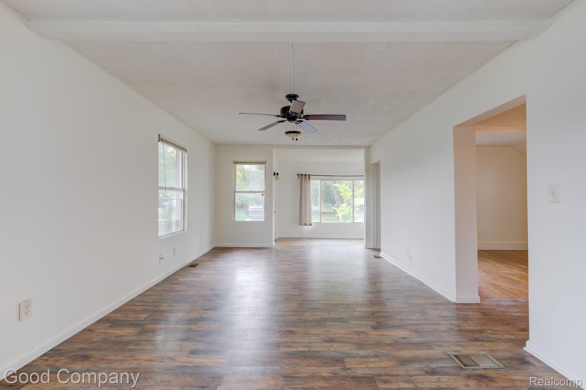 256 W Goulson Ave Property Photo 6