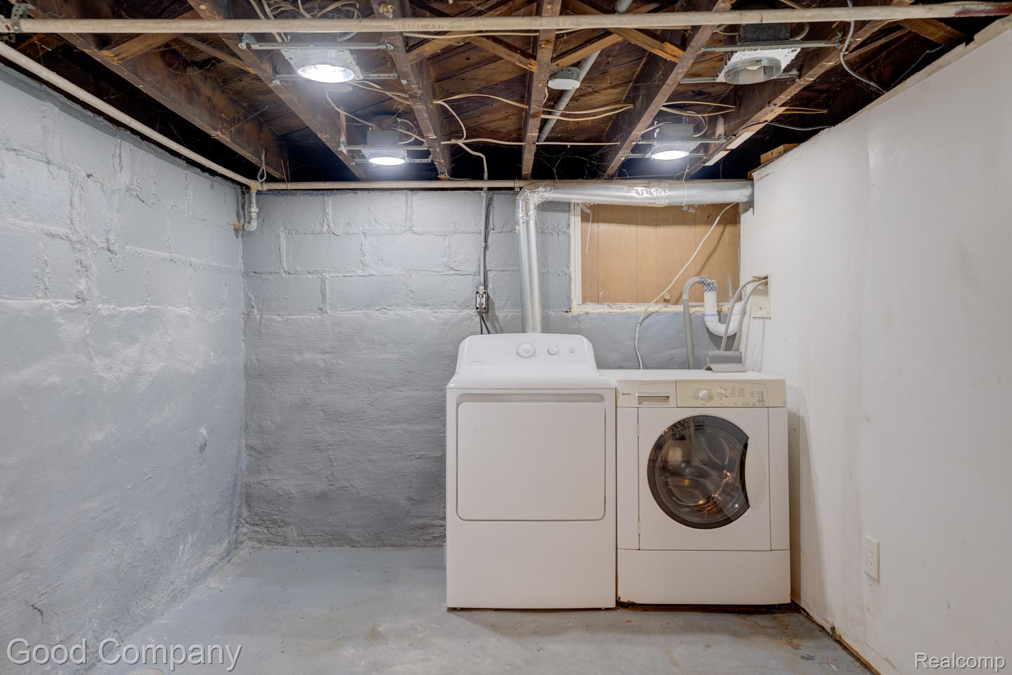 256 W Goulson Ave Property Photo 29