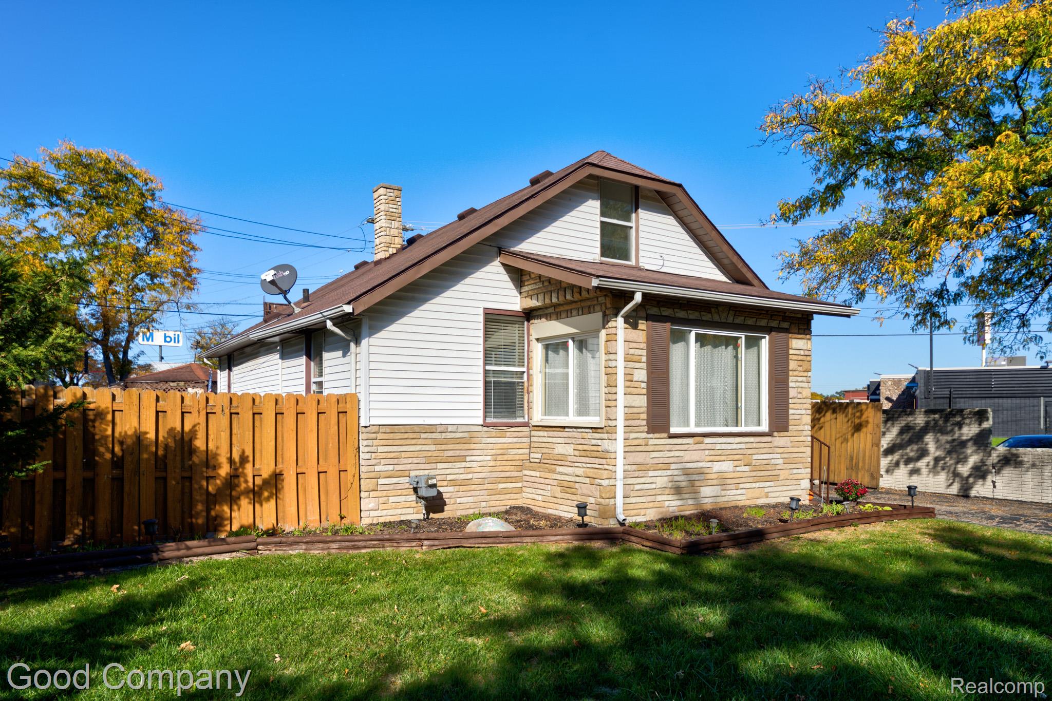 256 W Goulson Ave Property Photo 45