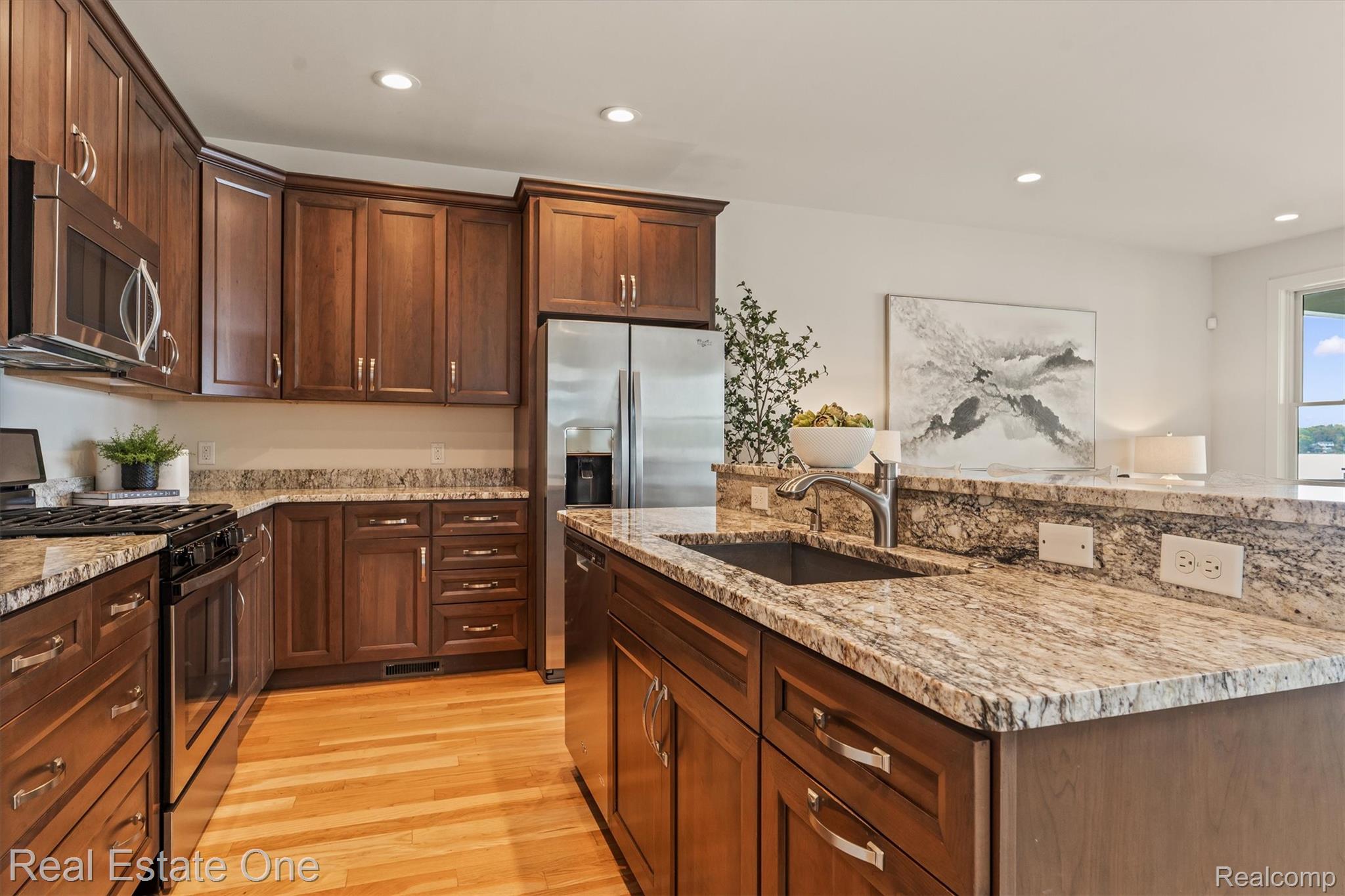 9377 Anne St Property Photo 17