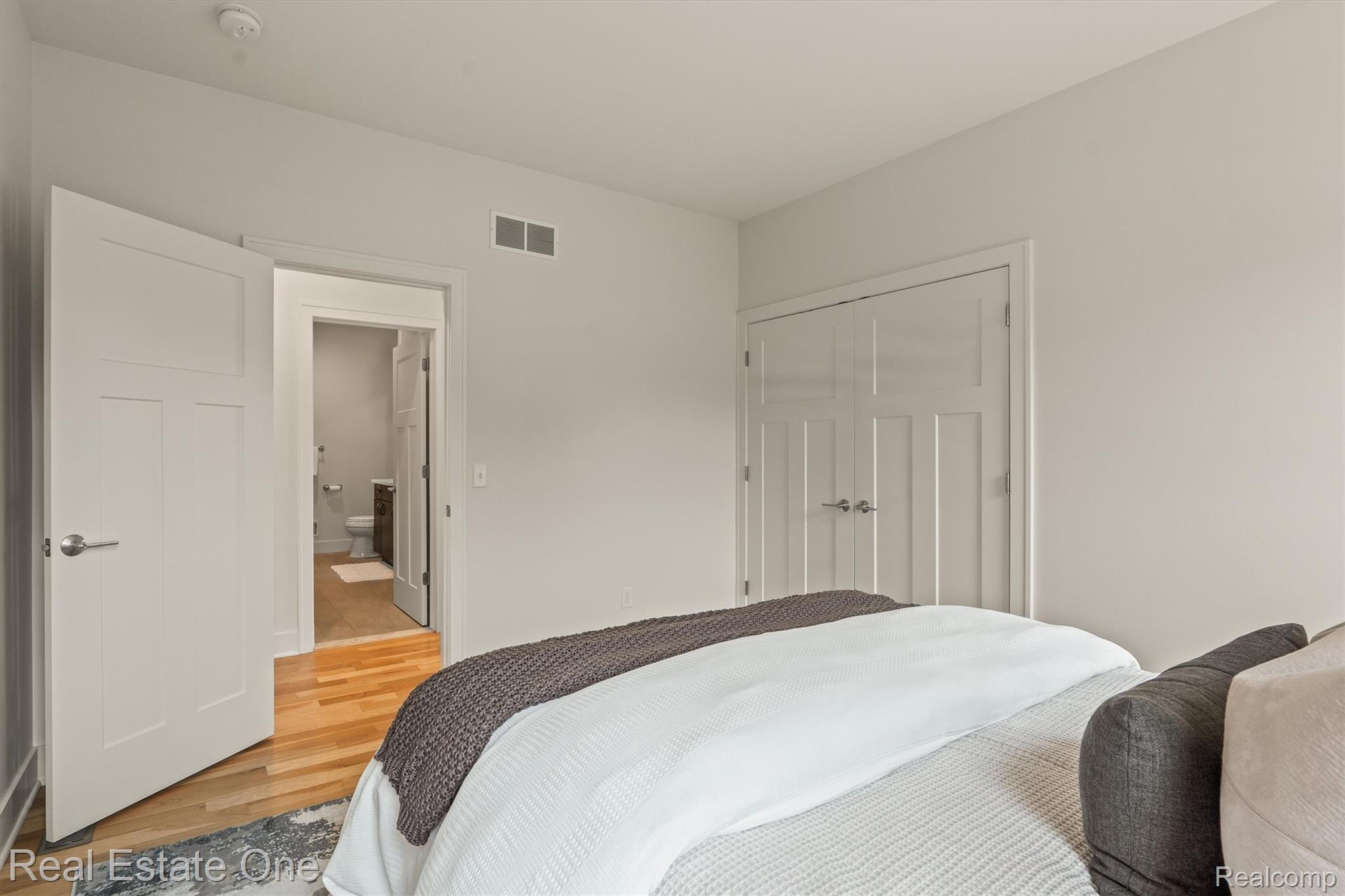 9377 Anne St Property Photo 24