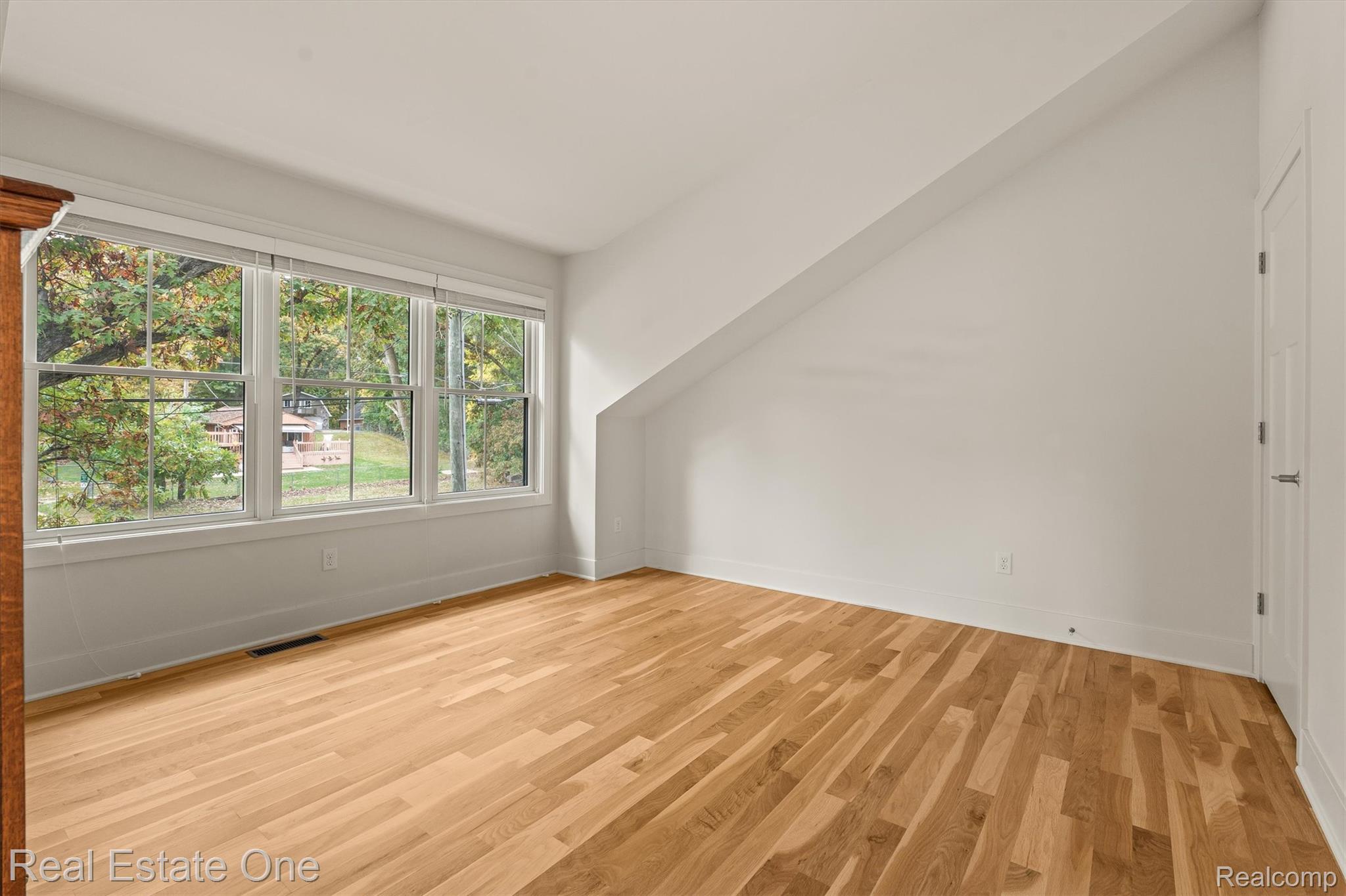 9377 Anne St Property Photo 37