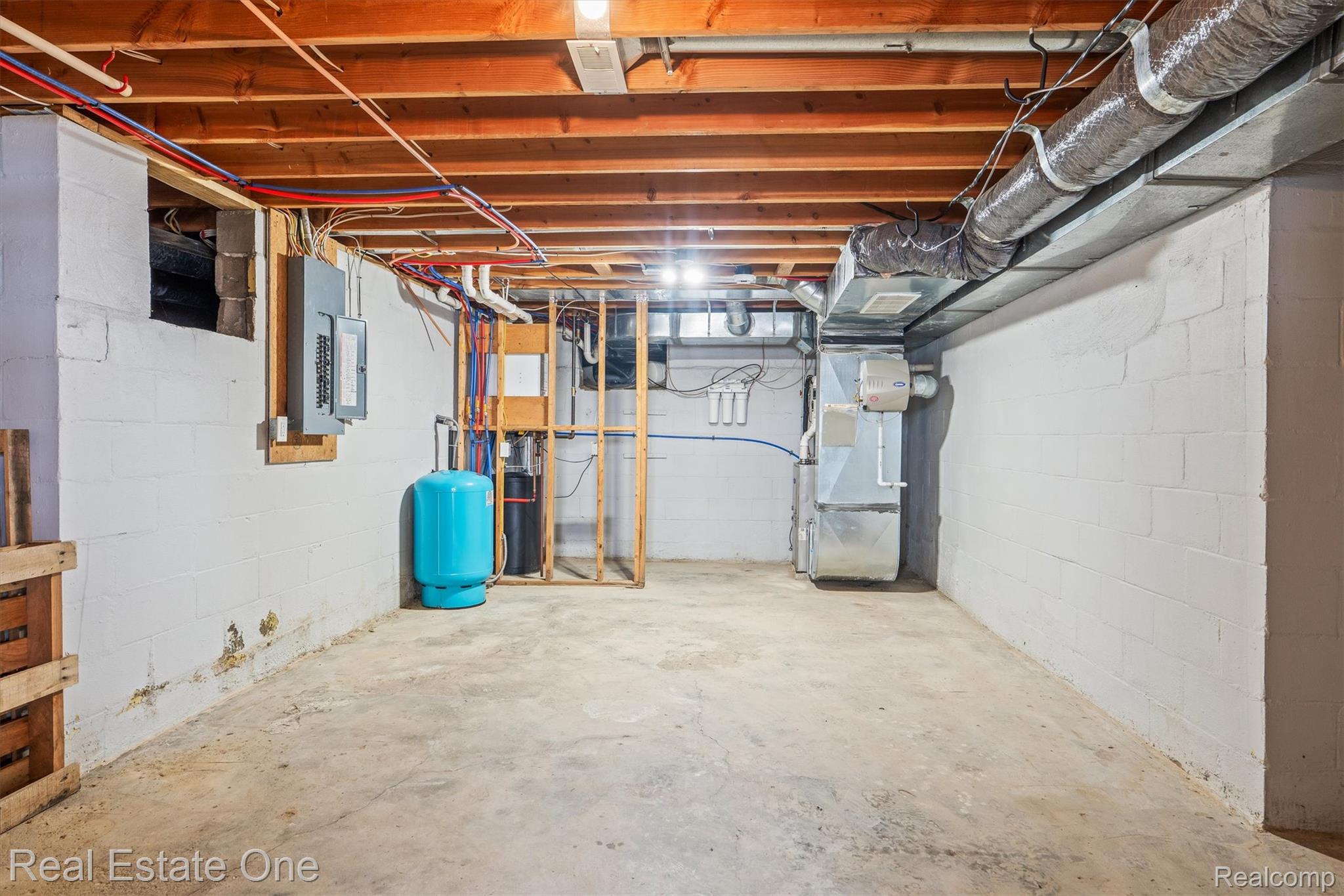 9377 Anne St Property Photo 63