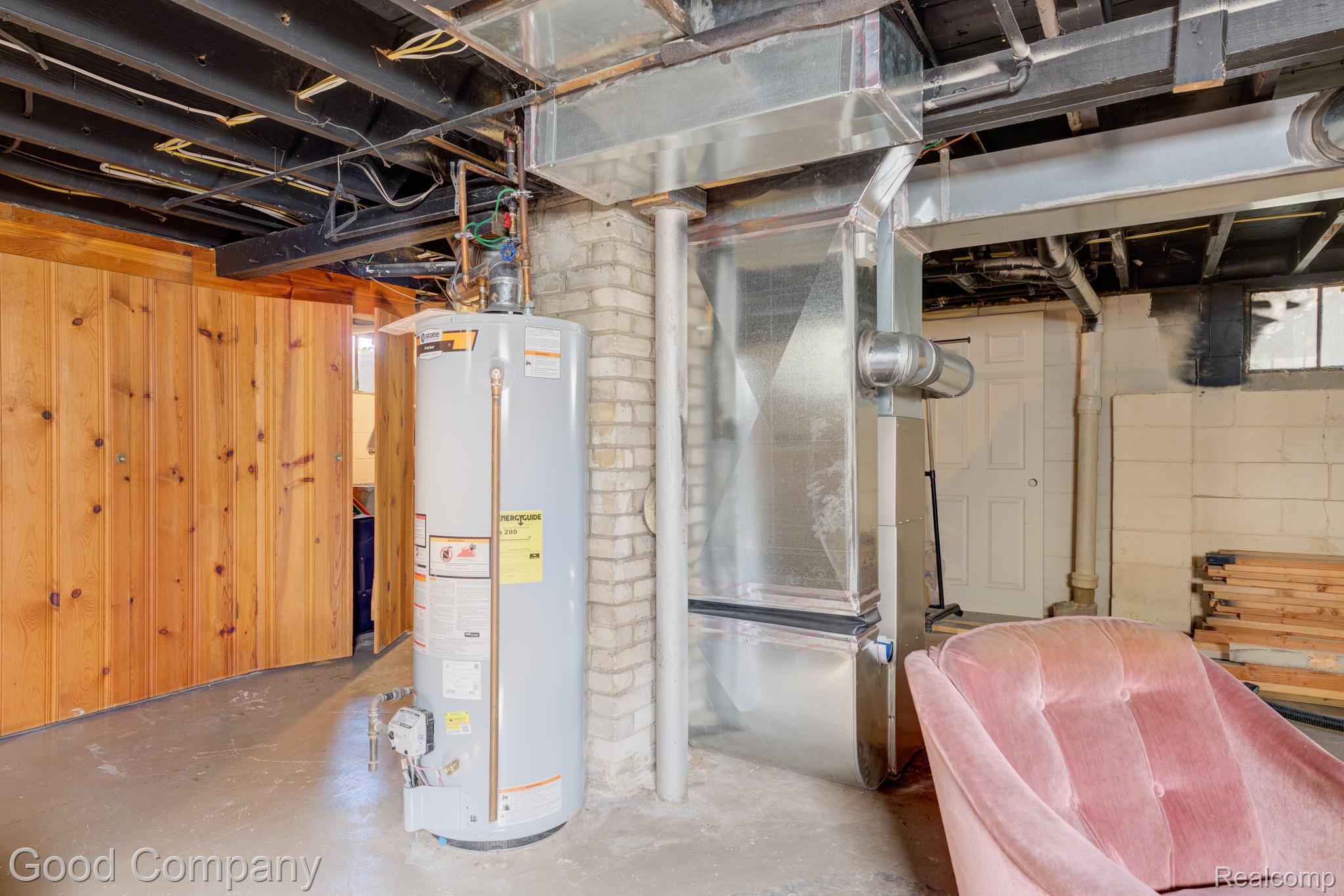 625 E Drayton St Property Photo 12