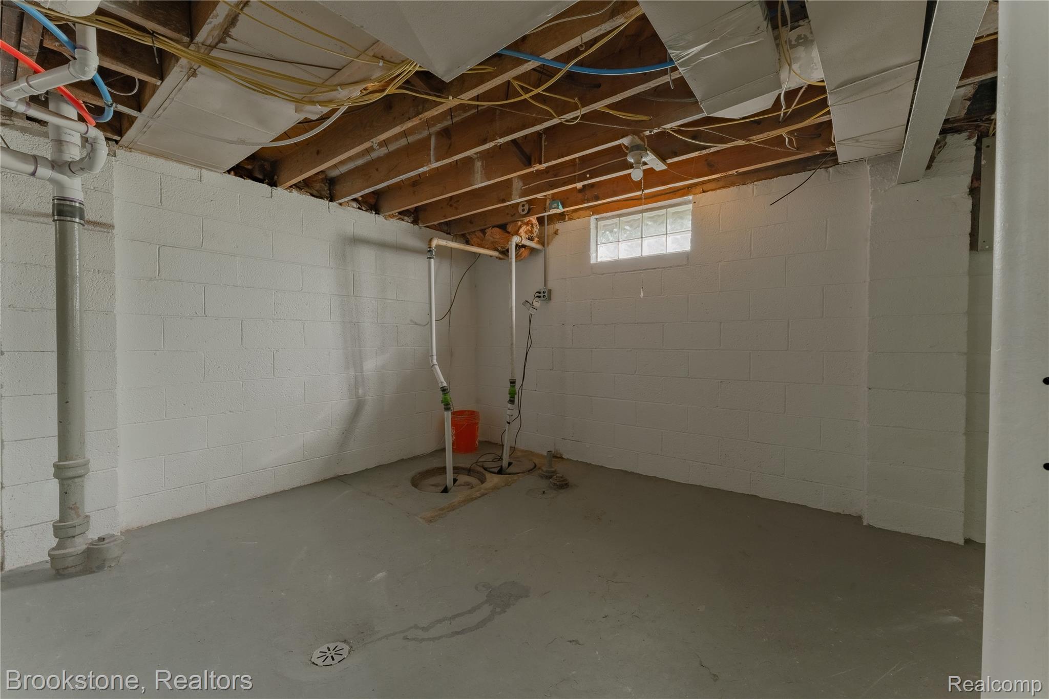 22764 Teppert Ave Property Photo 23