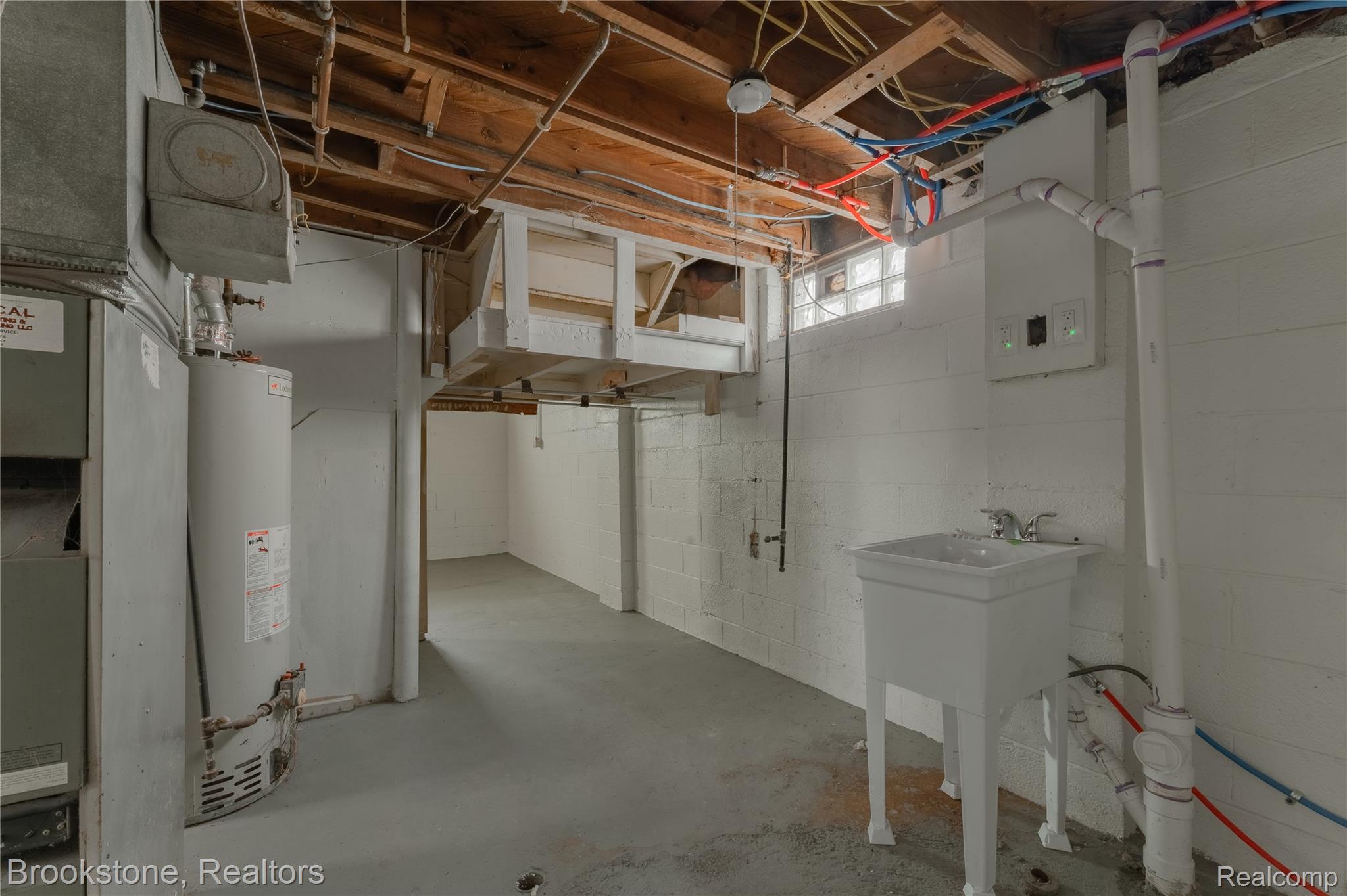 22764 Teppert Ave Property Photo 27