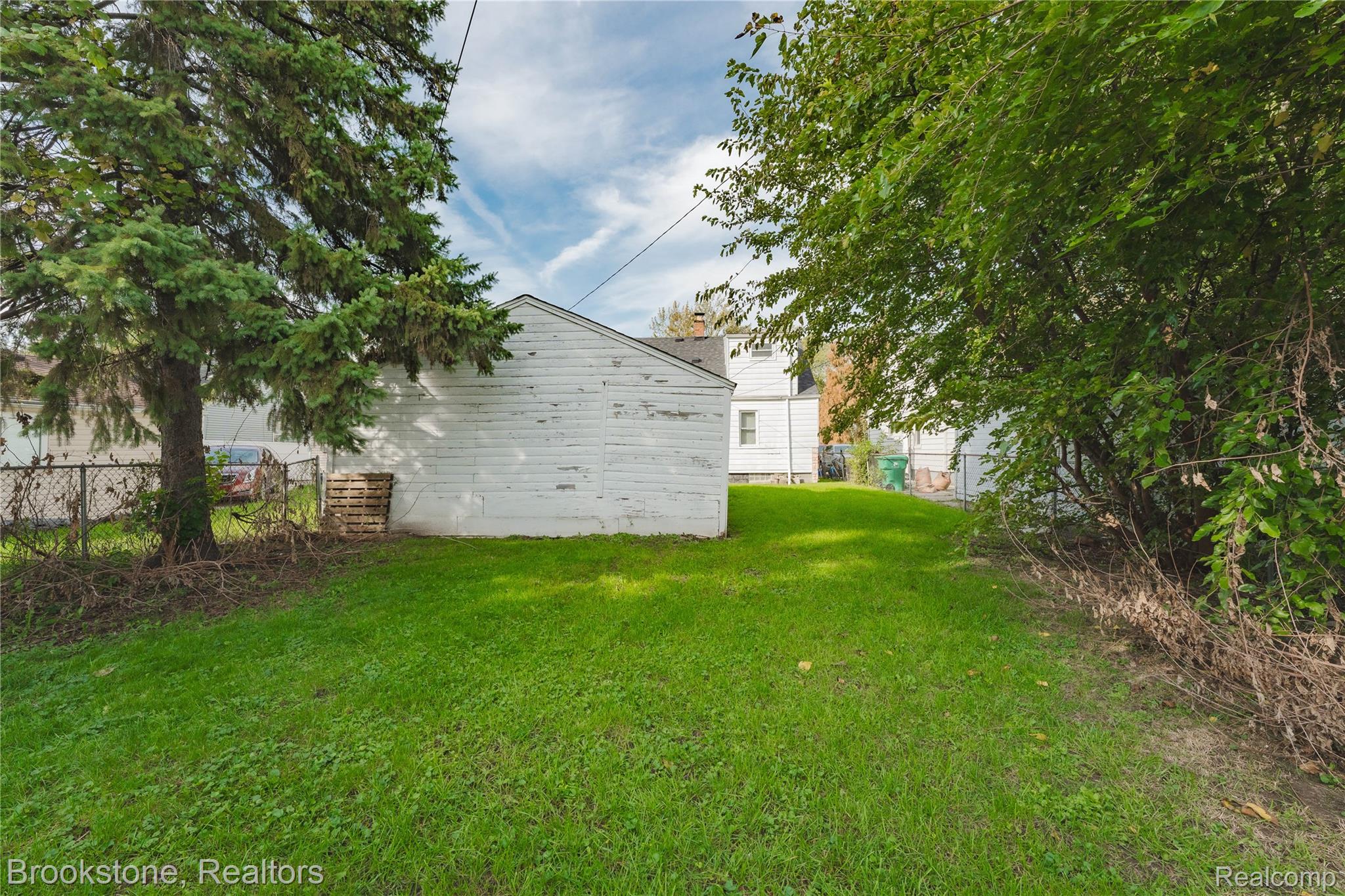22764 Teppert Ave Property Photo 30