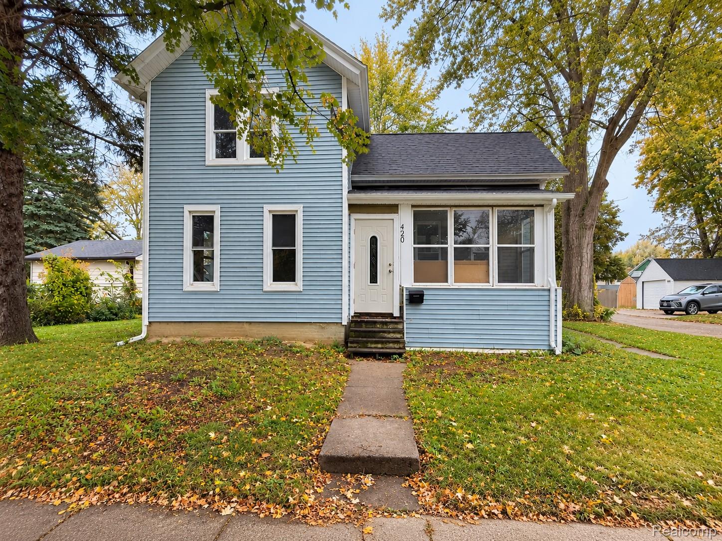 420 Elm St Property Photo 31