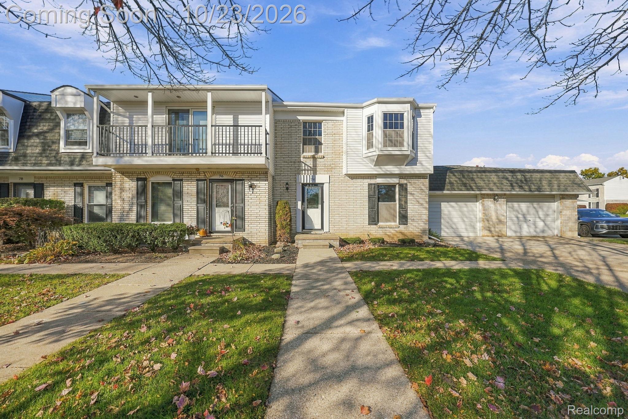 74 Longford DR Property Photo 1