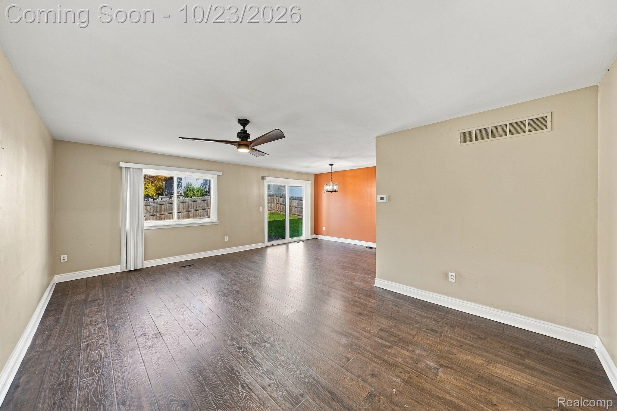 74 Longford Dr Property Photo 16
