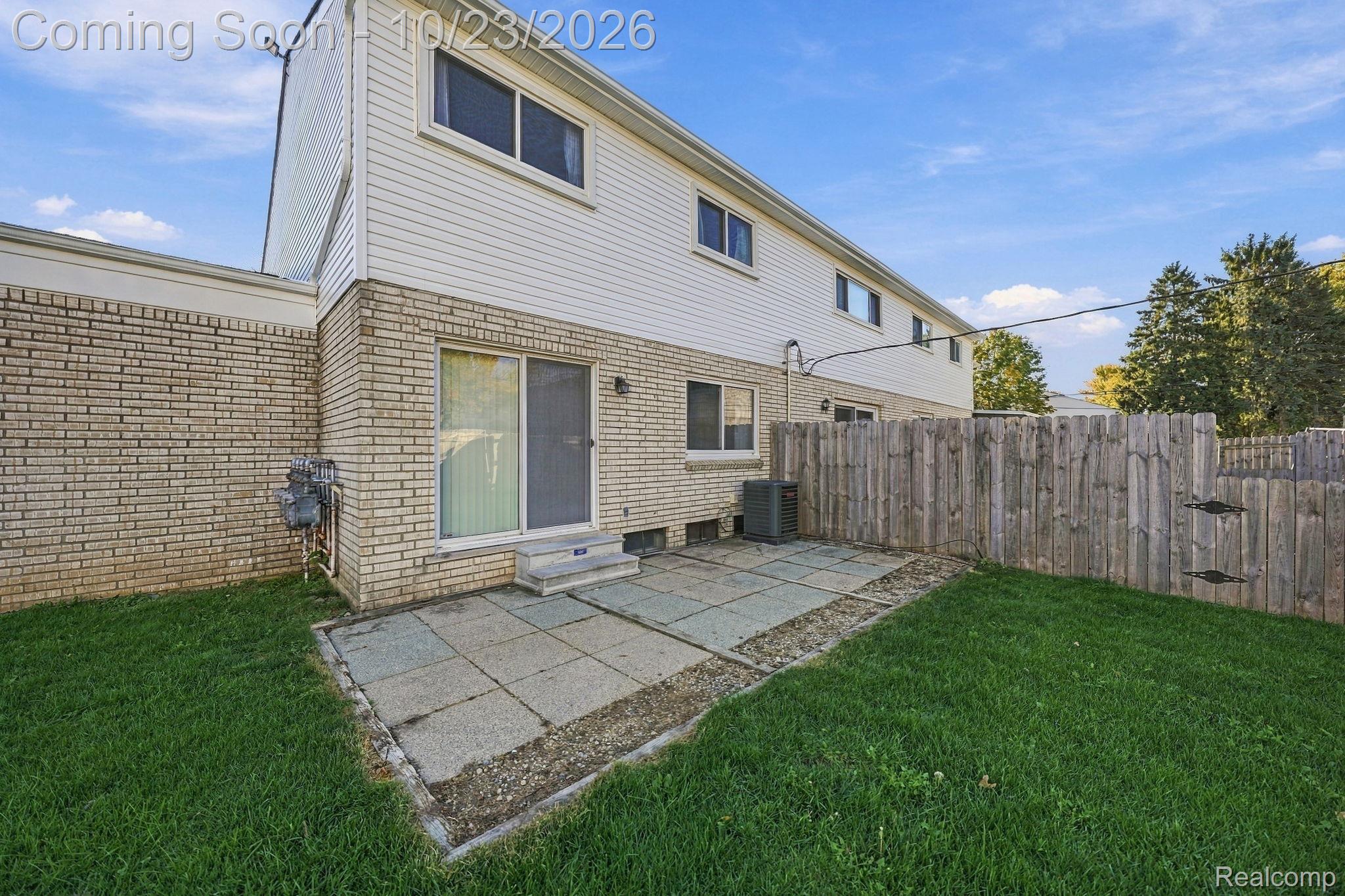 74 Longford Dr Property Photo 33