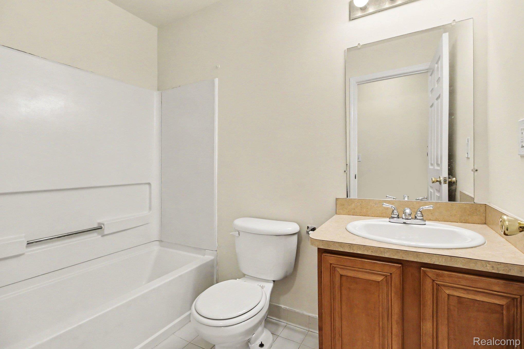 27316 Hidden Oaks Dr Property Photo 13