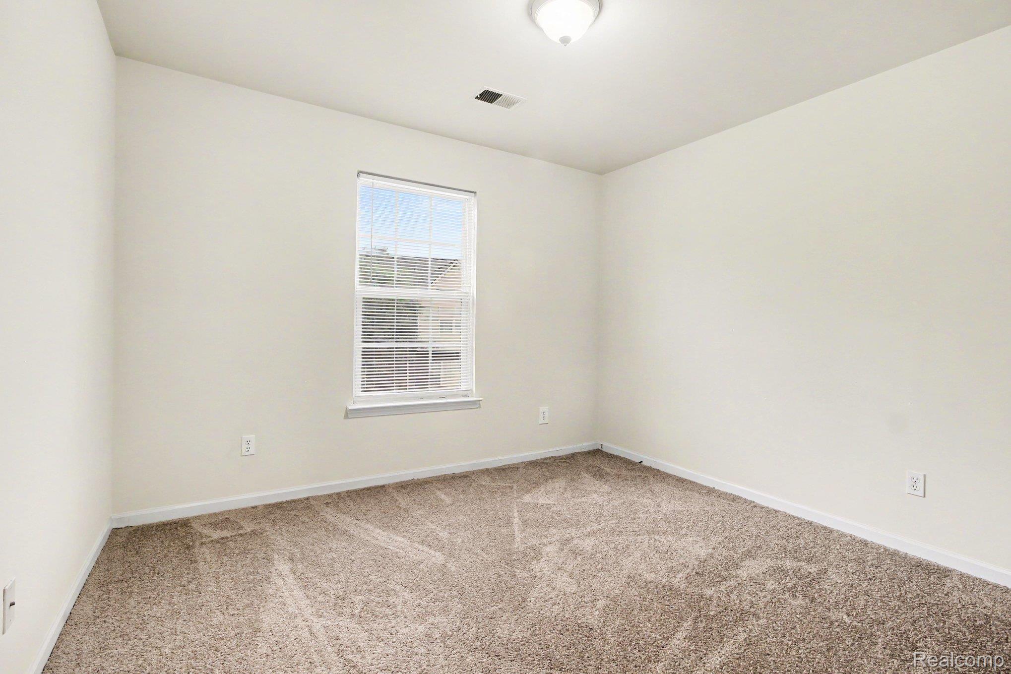 27316 Hidden Oaks Dr Property Photo 14
