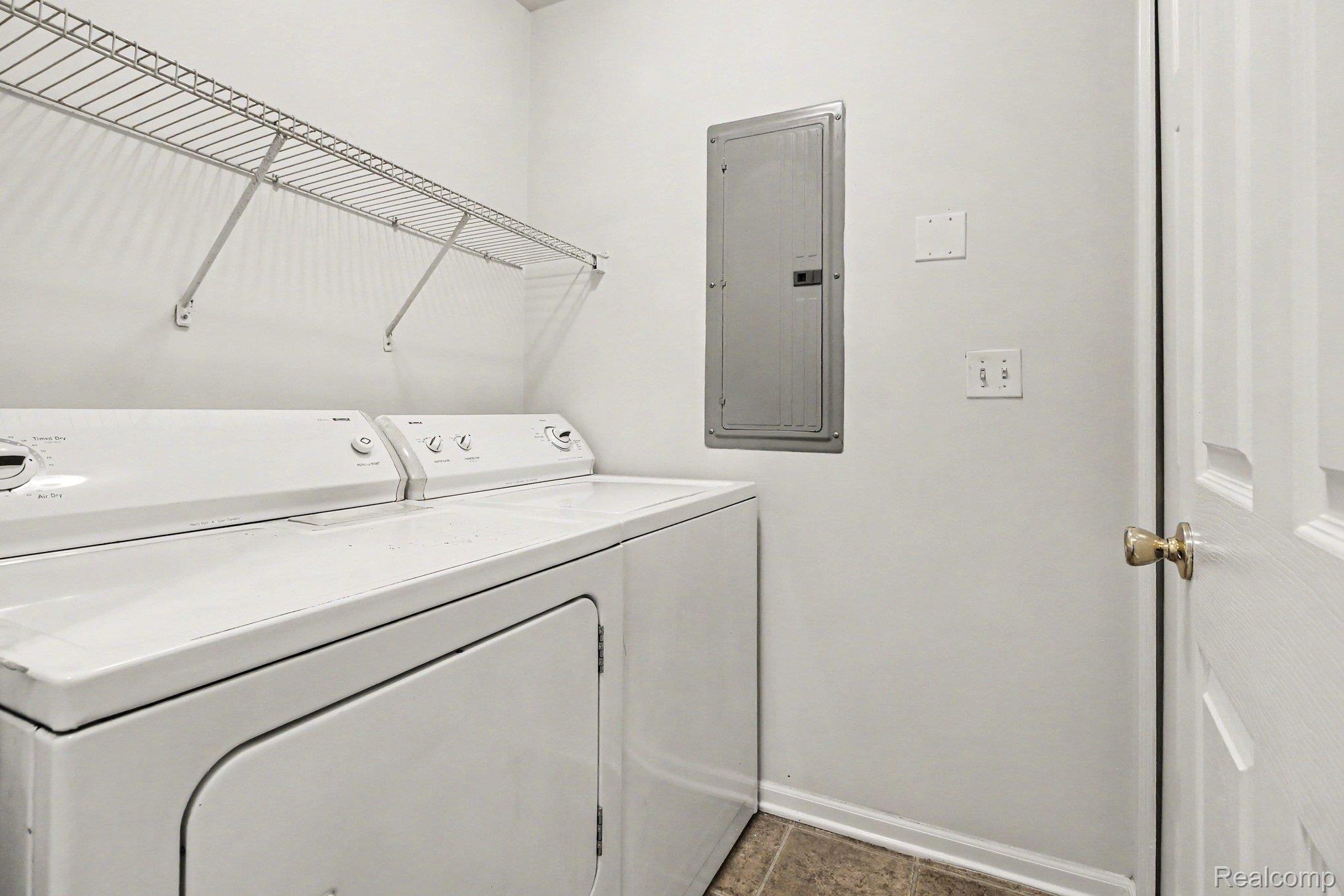 27316 Hidden Oaks Dr Property Photo 17
