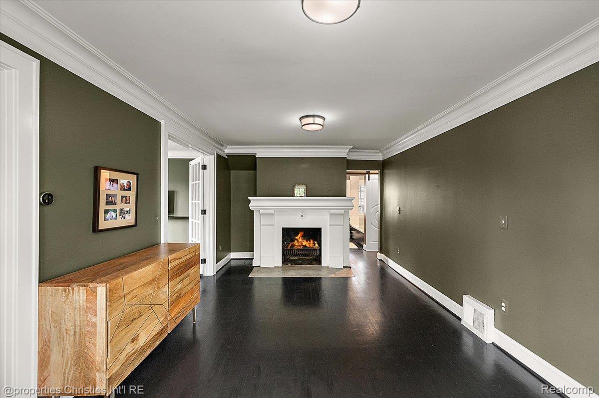 972 Ann St Property Photo 36