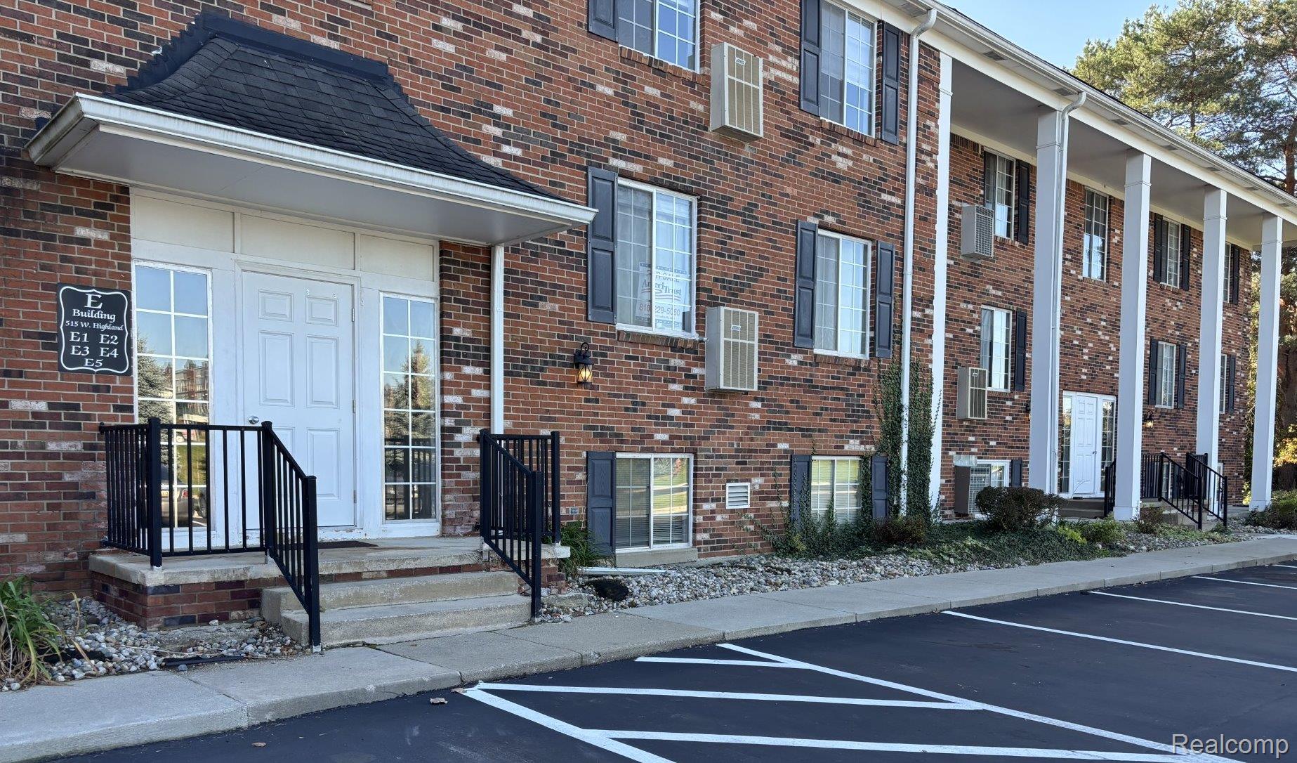 515 W Highland Rd E # E 3 Property Photo 1