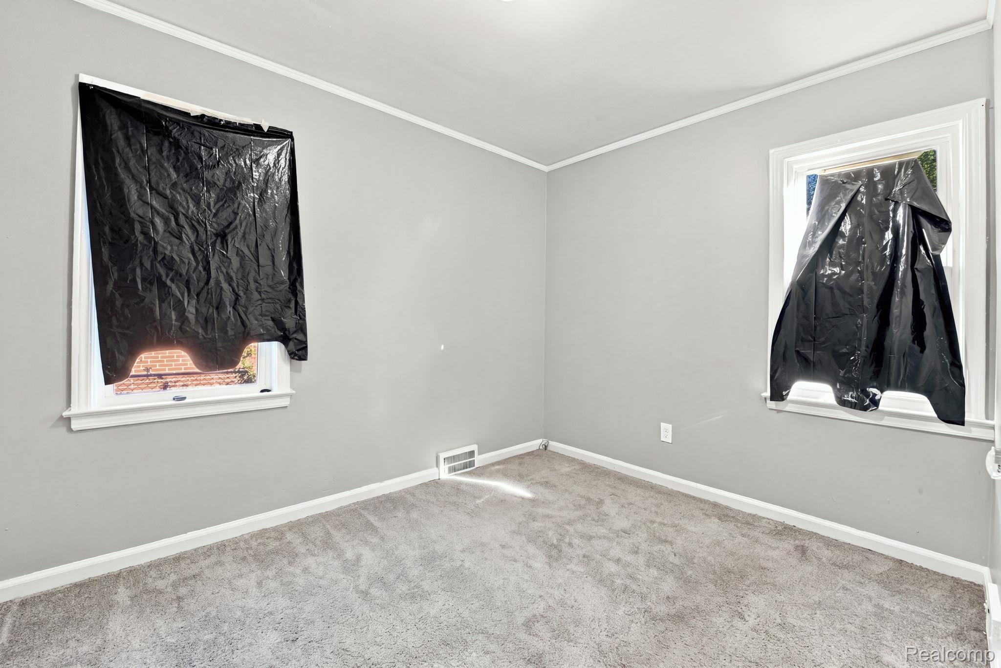 15300 Faircrest St Property Photo 9