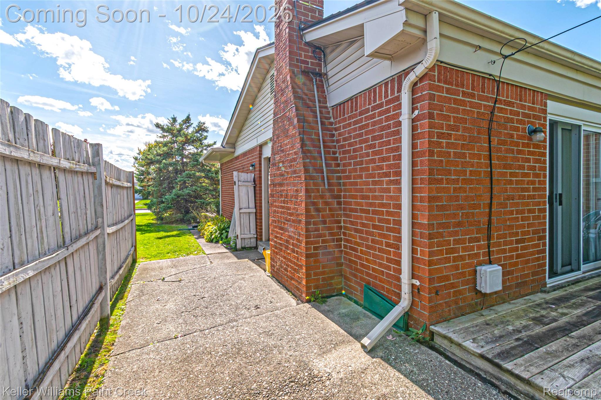 33790 Dyar Ct Property Photo 5
