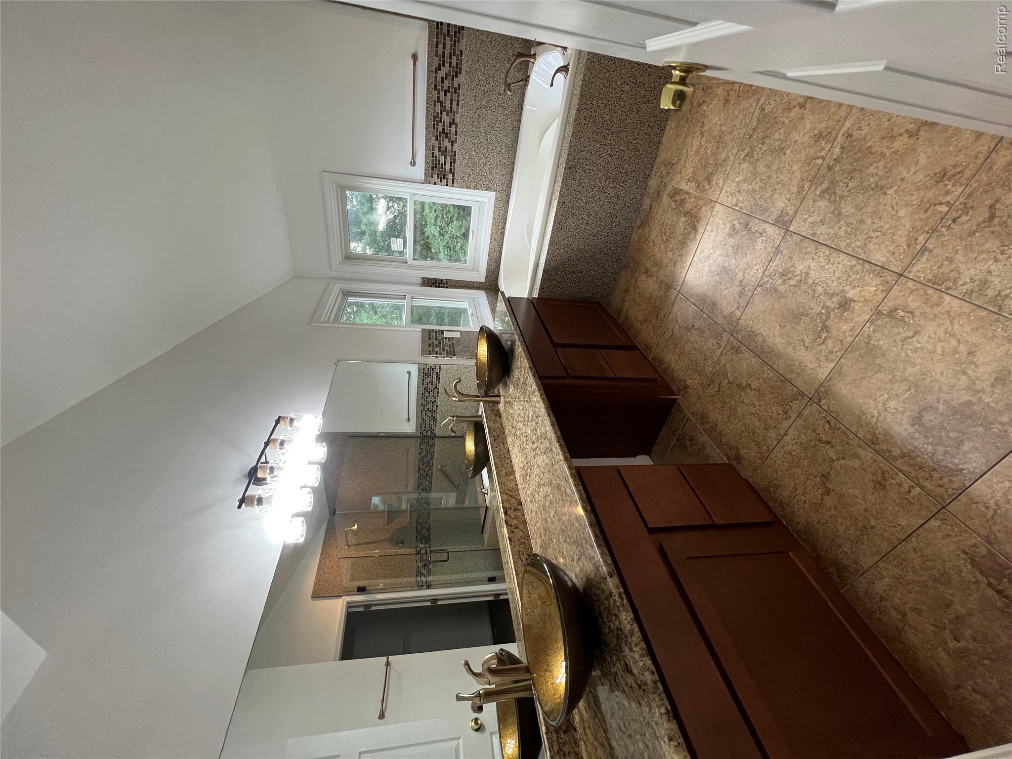 45475 Irvine Dr Property Photo 25