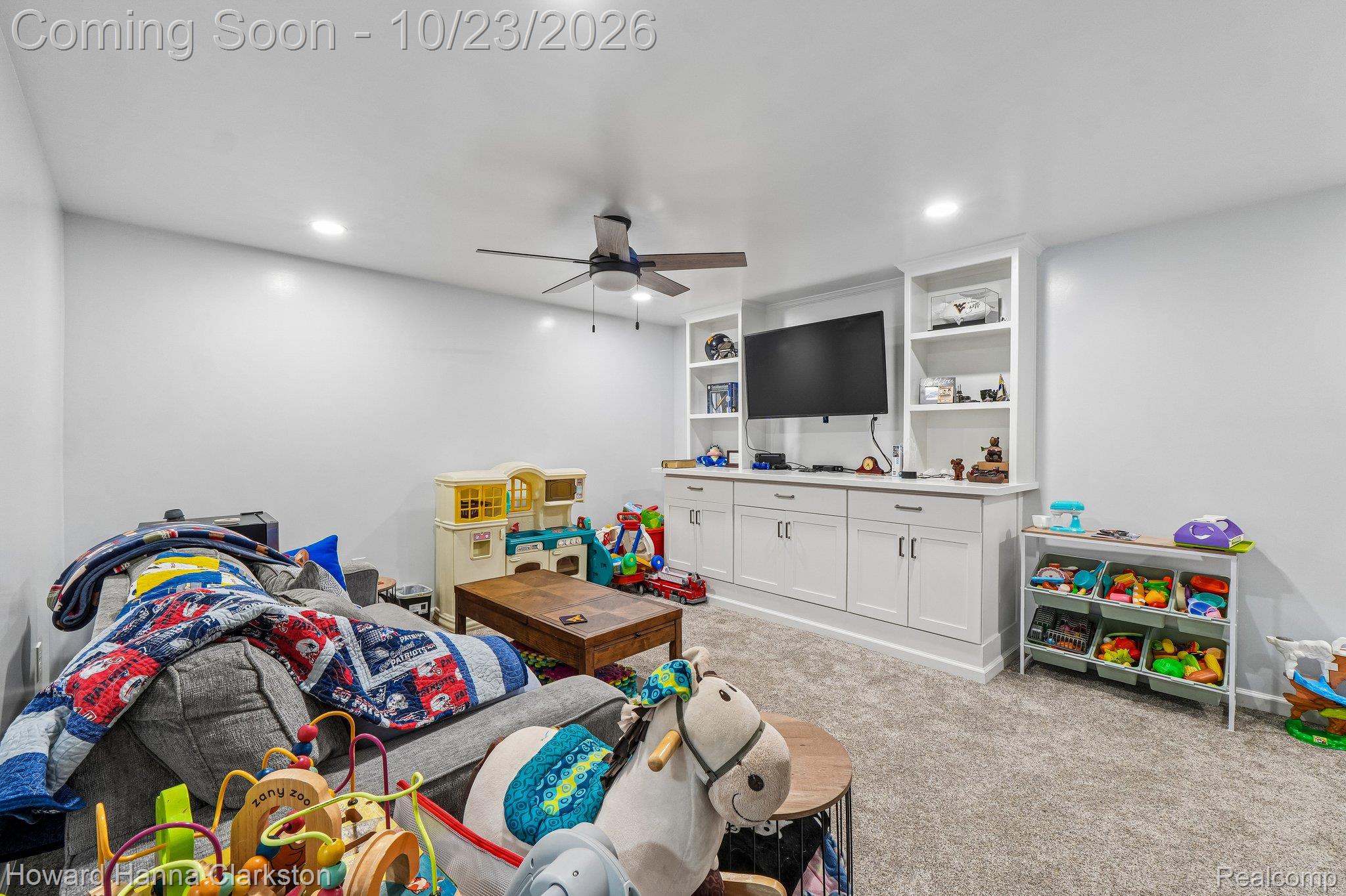 2885 Berkshire St Property Photo 29