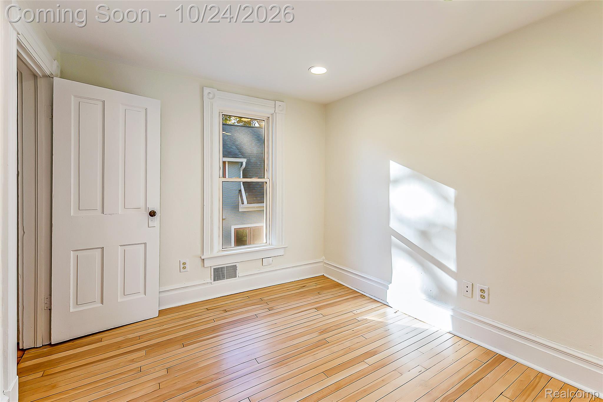908 Willow St Property Photo 32