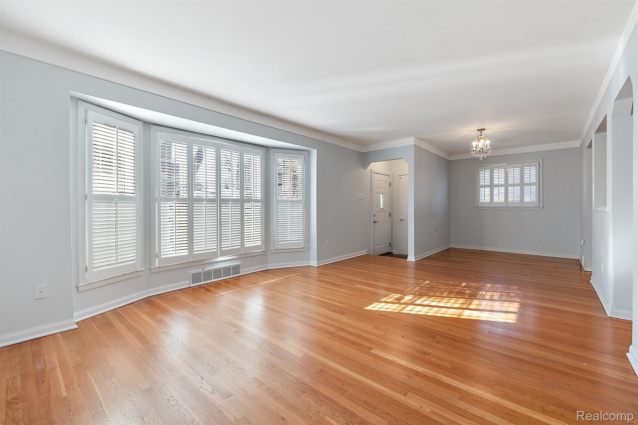 1581 Cheltenham Rd Property Photo 3