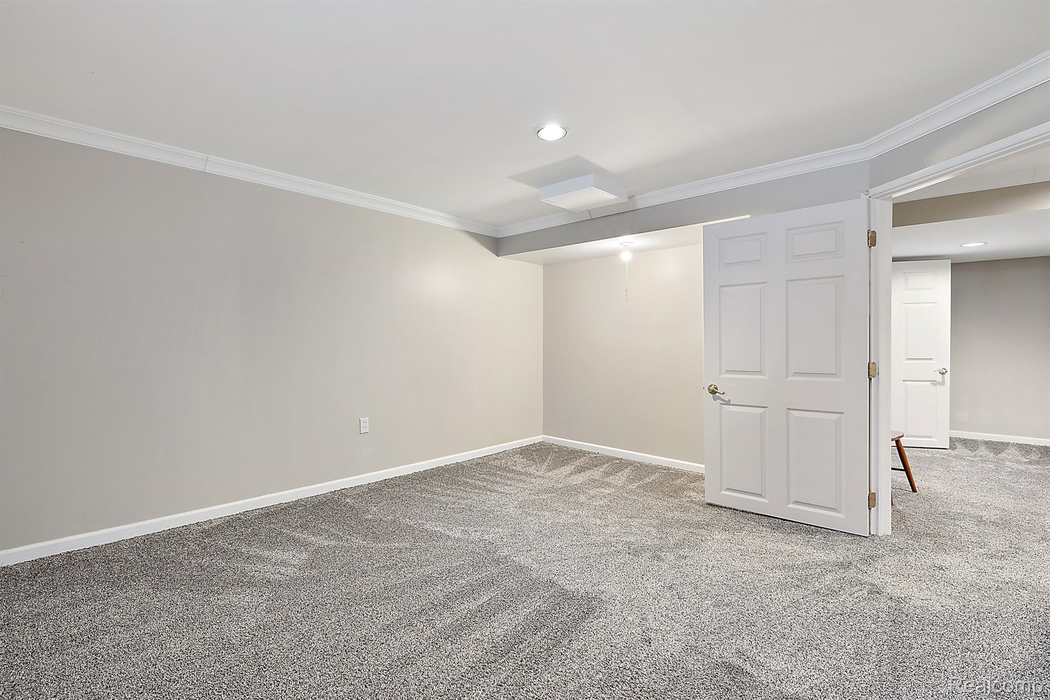 1581 Cheltenham Rd Property Photo 21