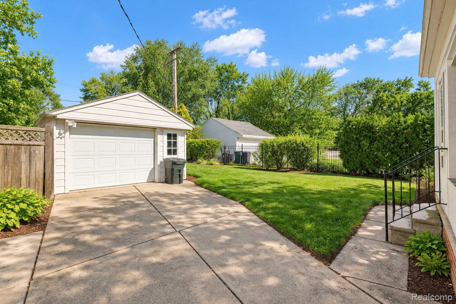 1581 Cheltenham Rd Property Photo 29