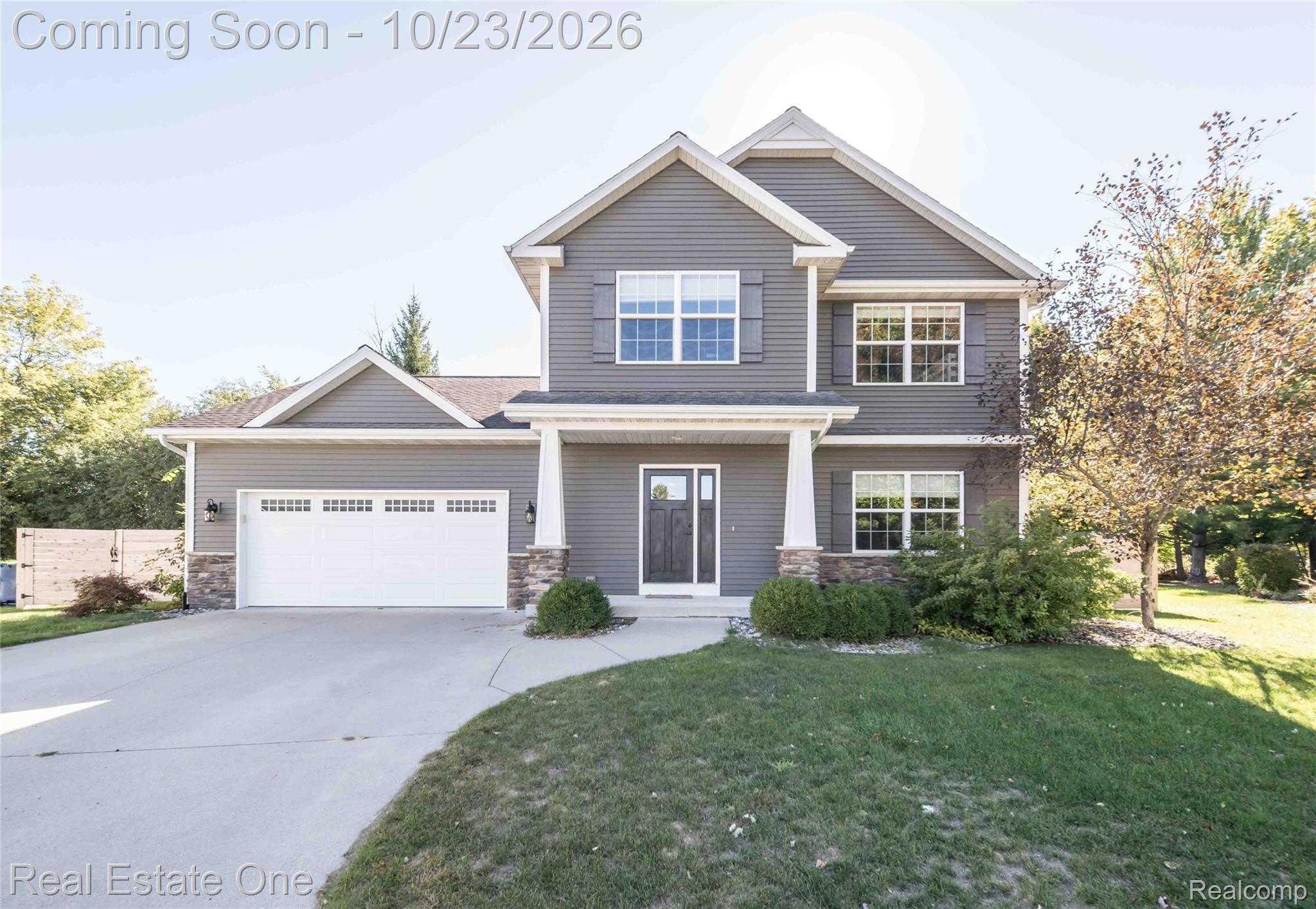 11619 Saddlebrook Cir Property Photo 1