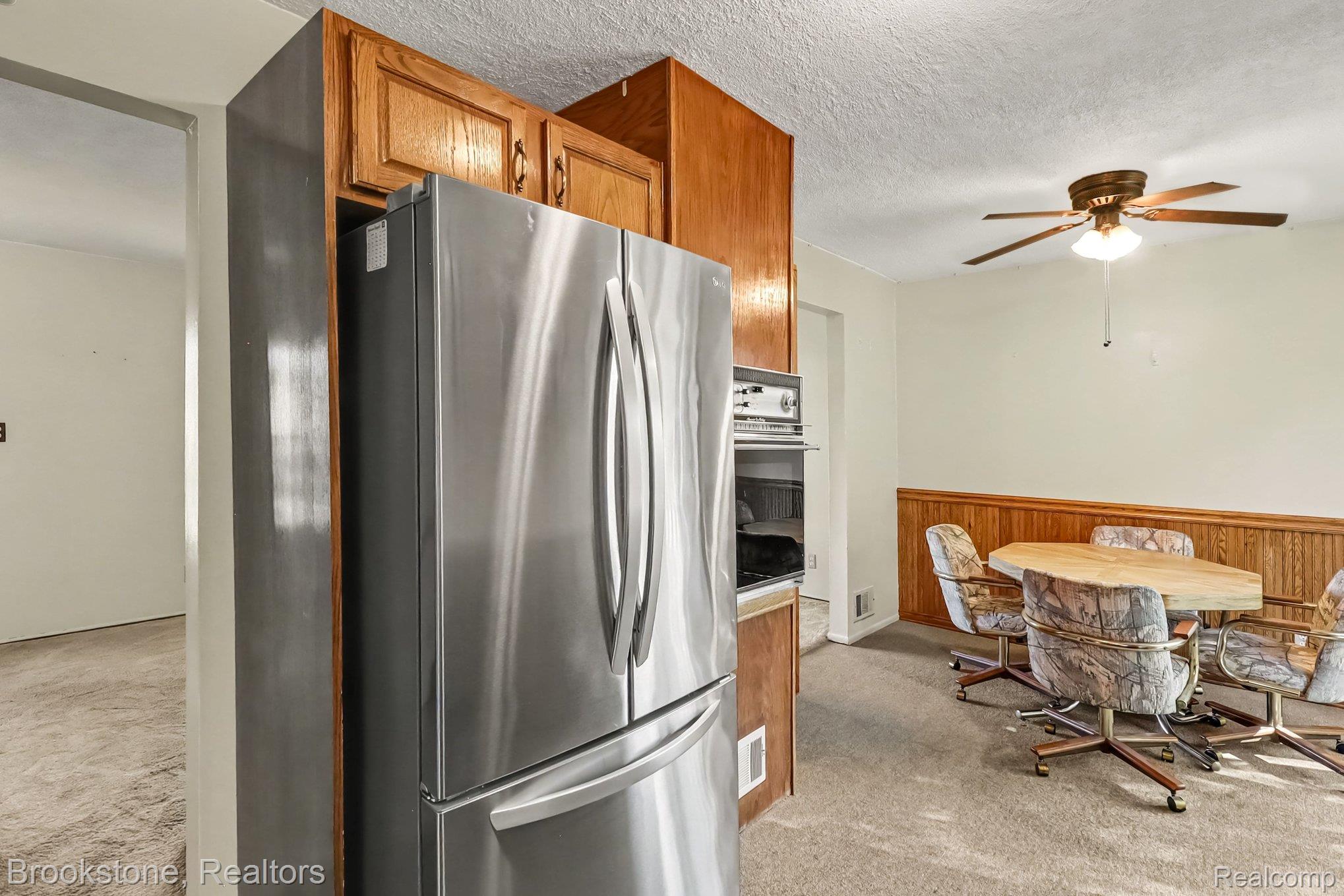 11884 Wheaton Dr Property Photo 8