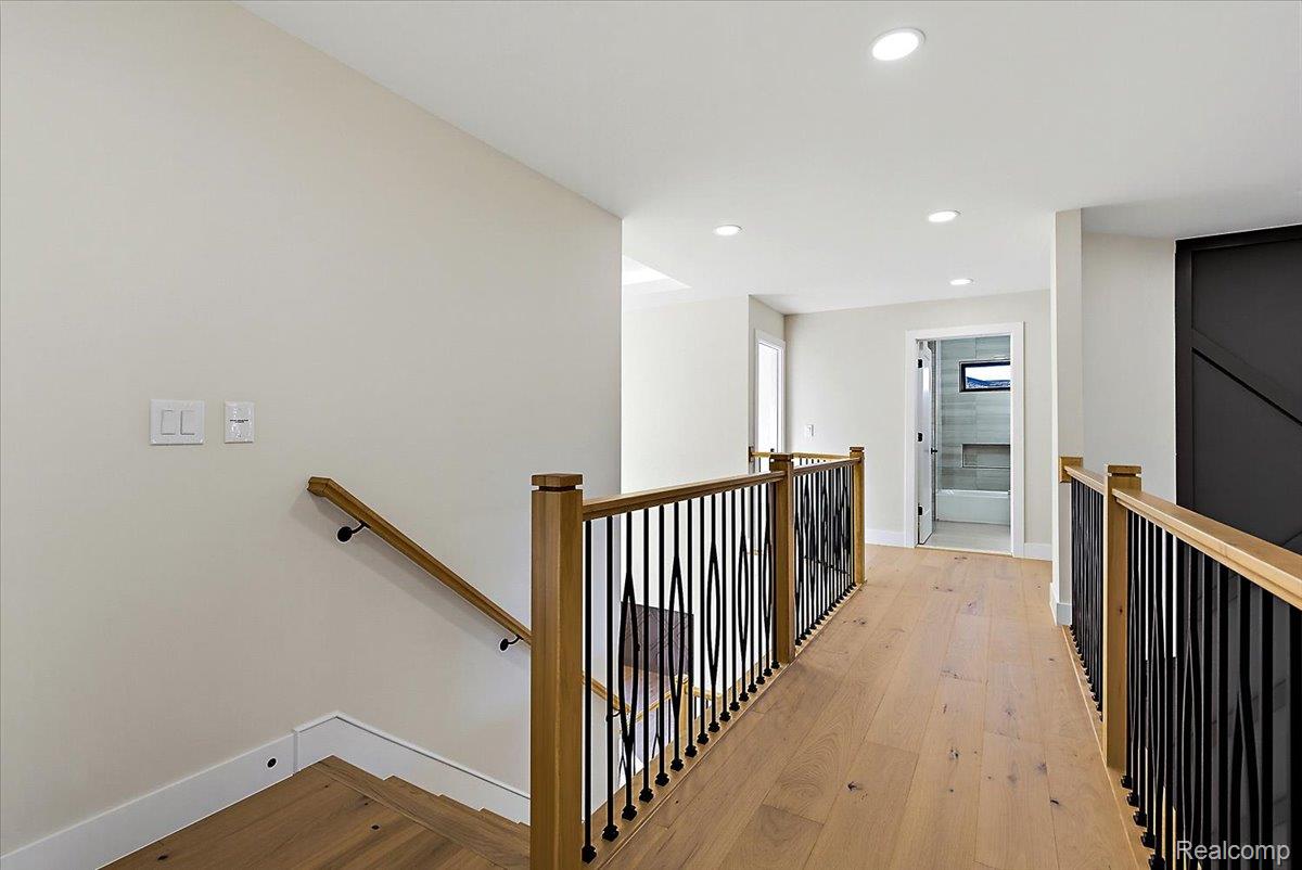 1545 Tiverton Trail Dr Property Photo 48